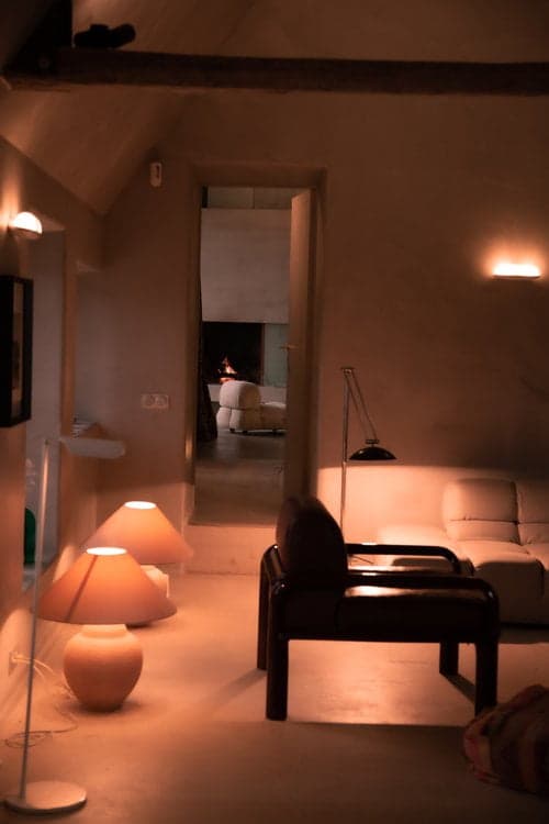 ambiance de la maison éclairée