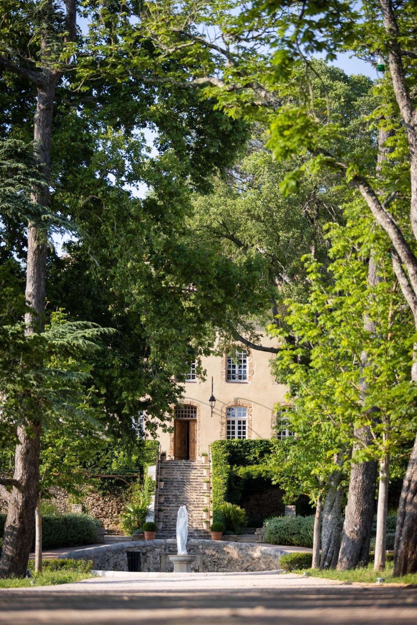 Au bout du chemin, Château Margüi ! 