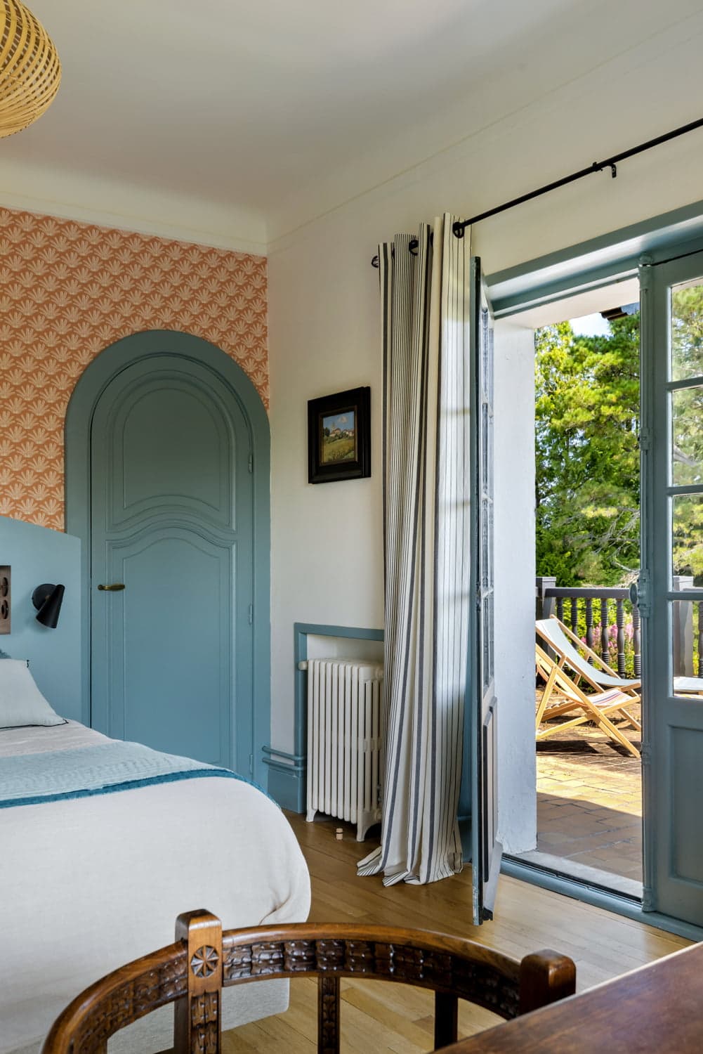 double bedroom with access to balcony
