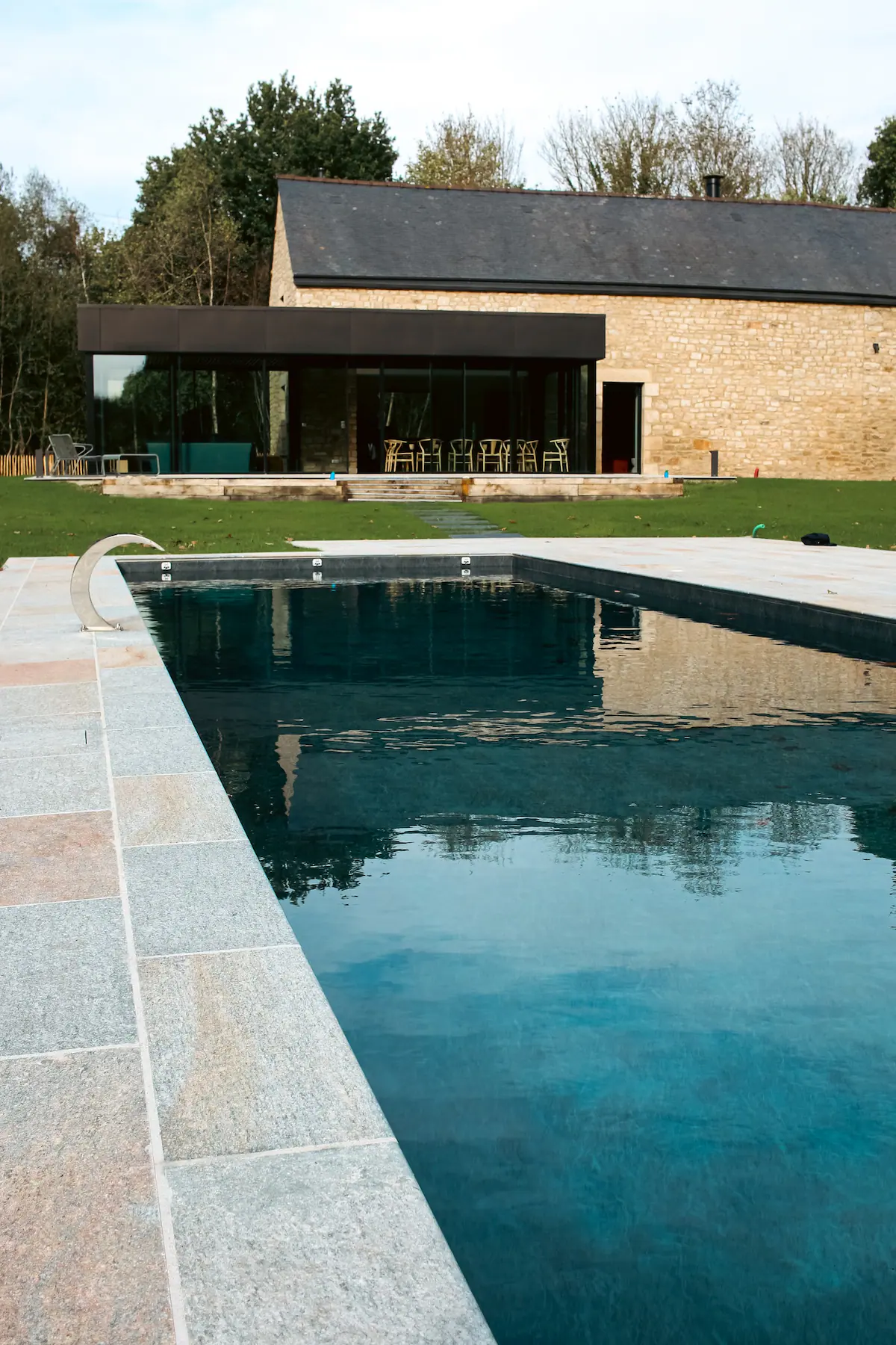 piscine turquoise