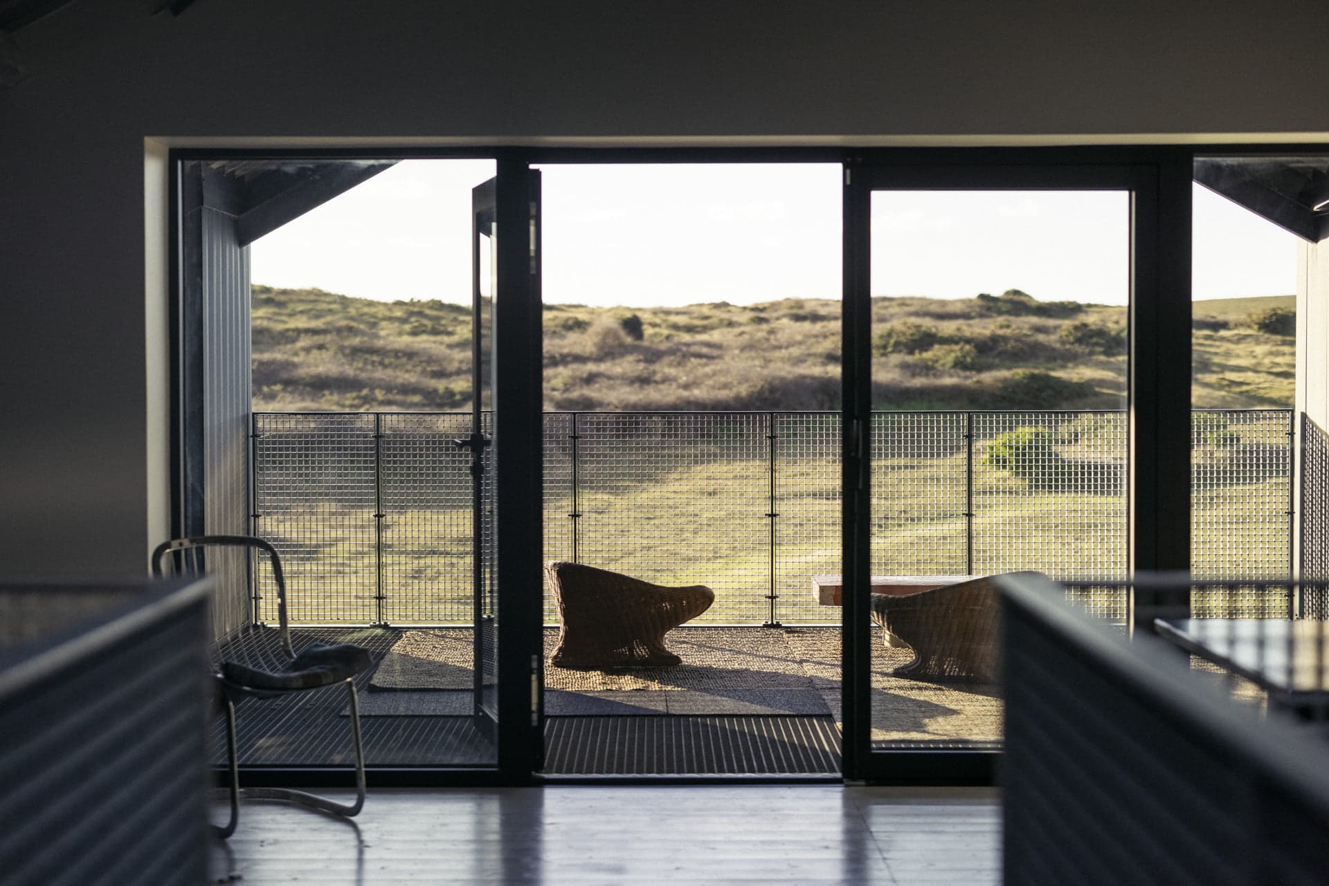 Baies vitrées donnant sur les dunes de la presqu'île de Quiberon