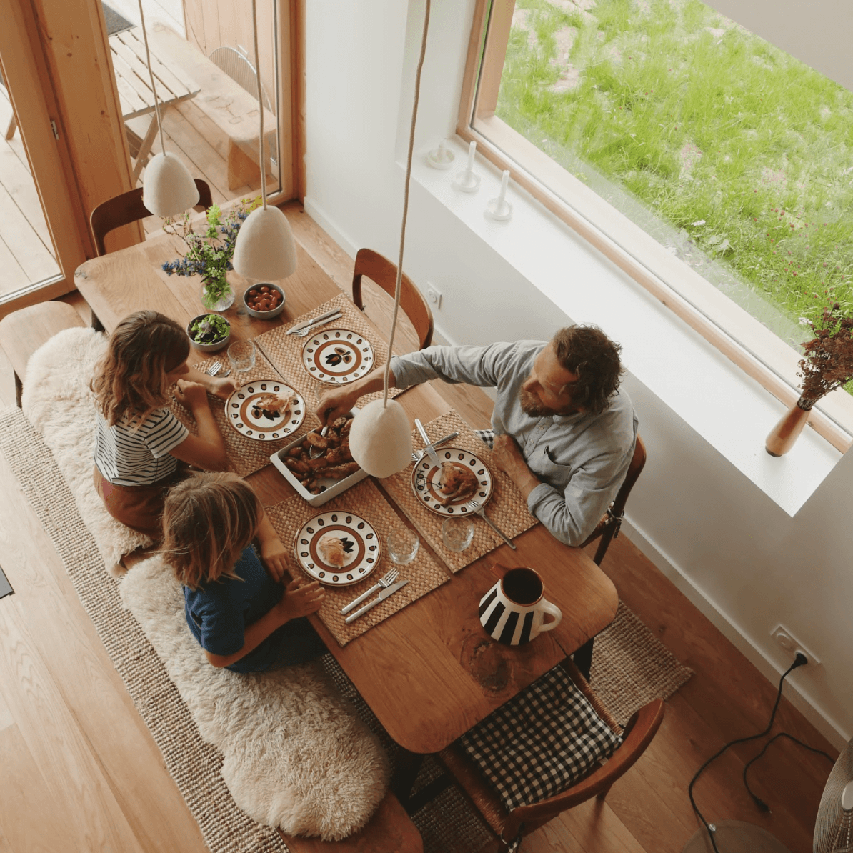 Breakfast in the dining room of La Maison Refuge
