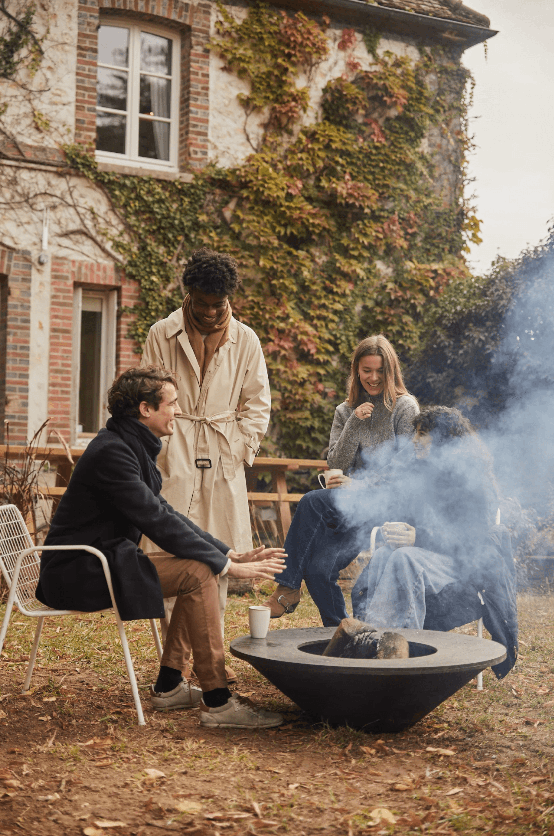 Apéro by the fire pit at La Prairie.