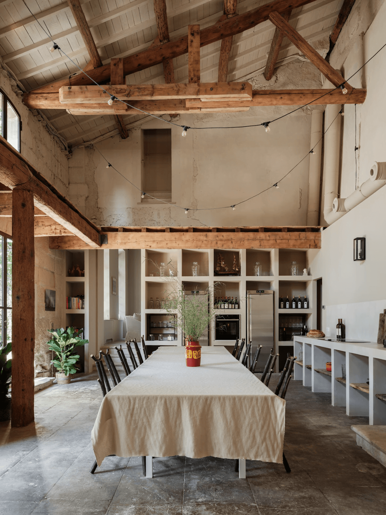 The vast kitchen and reception hall of La Bastide des Chardons - © Mark Elst