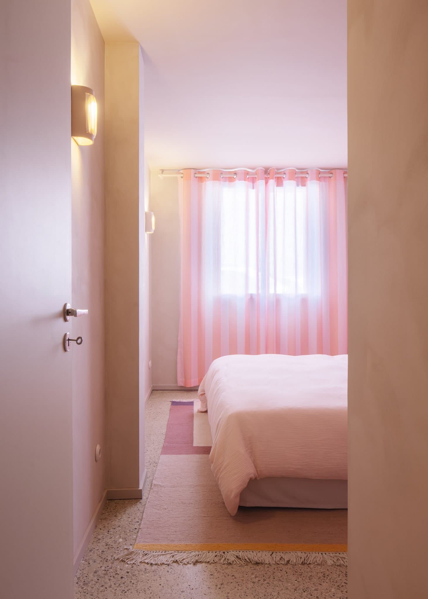 "La vie en rose" at Goudes Mood. 