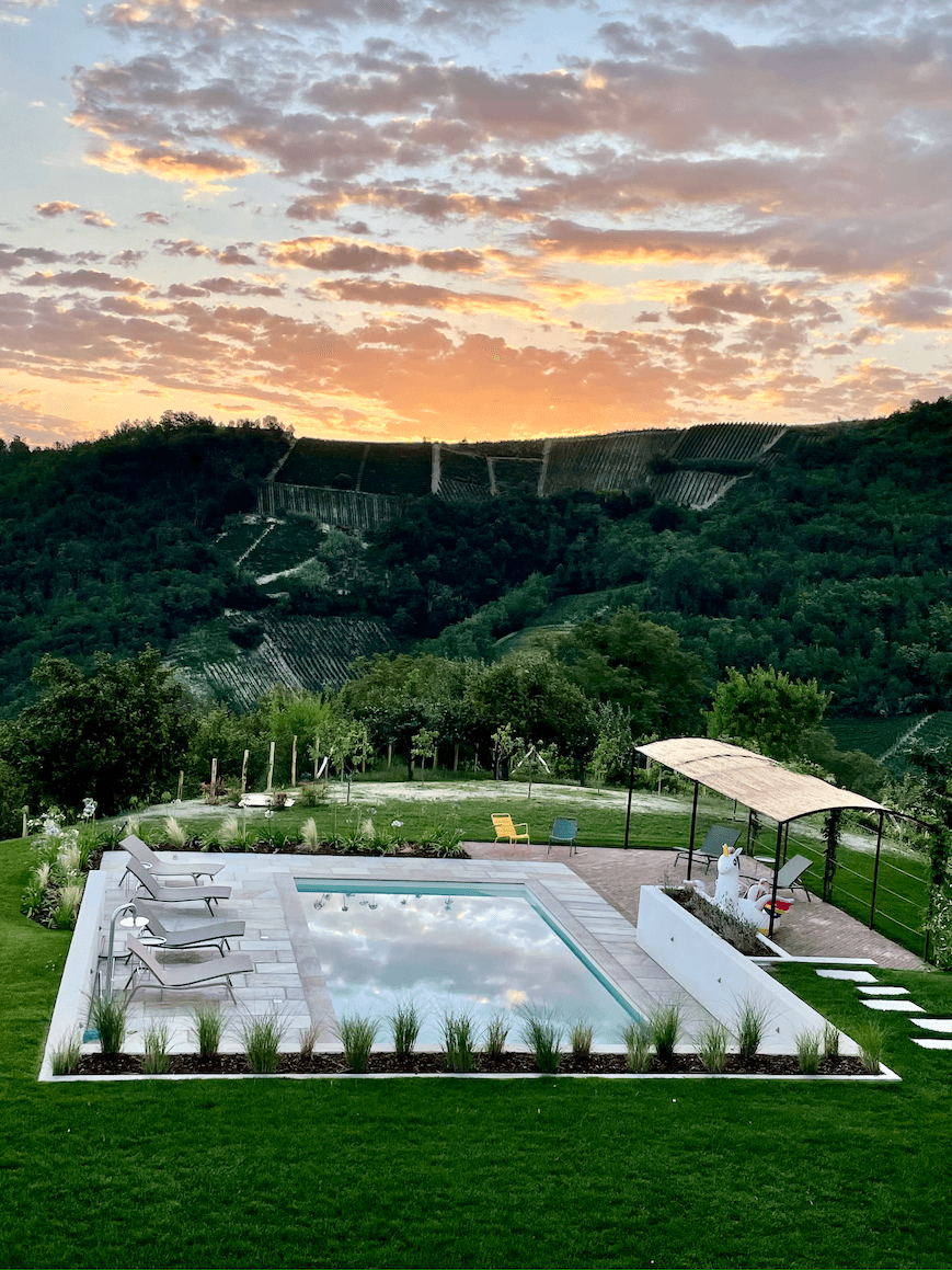It's impossible to tire of the view from the villa's garden. ⓒ Fabio Oggero