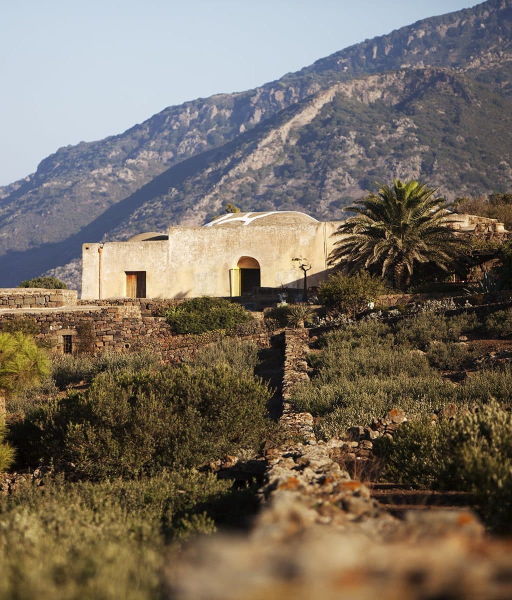Between land and sea, the island of Pantelleria.