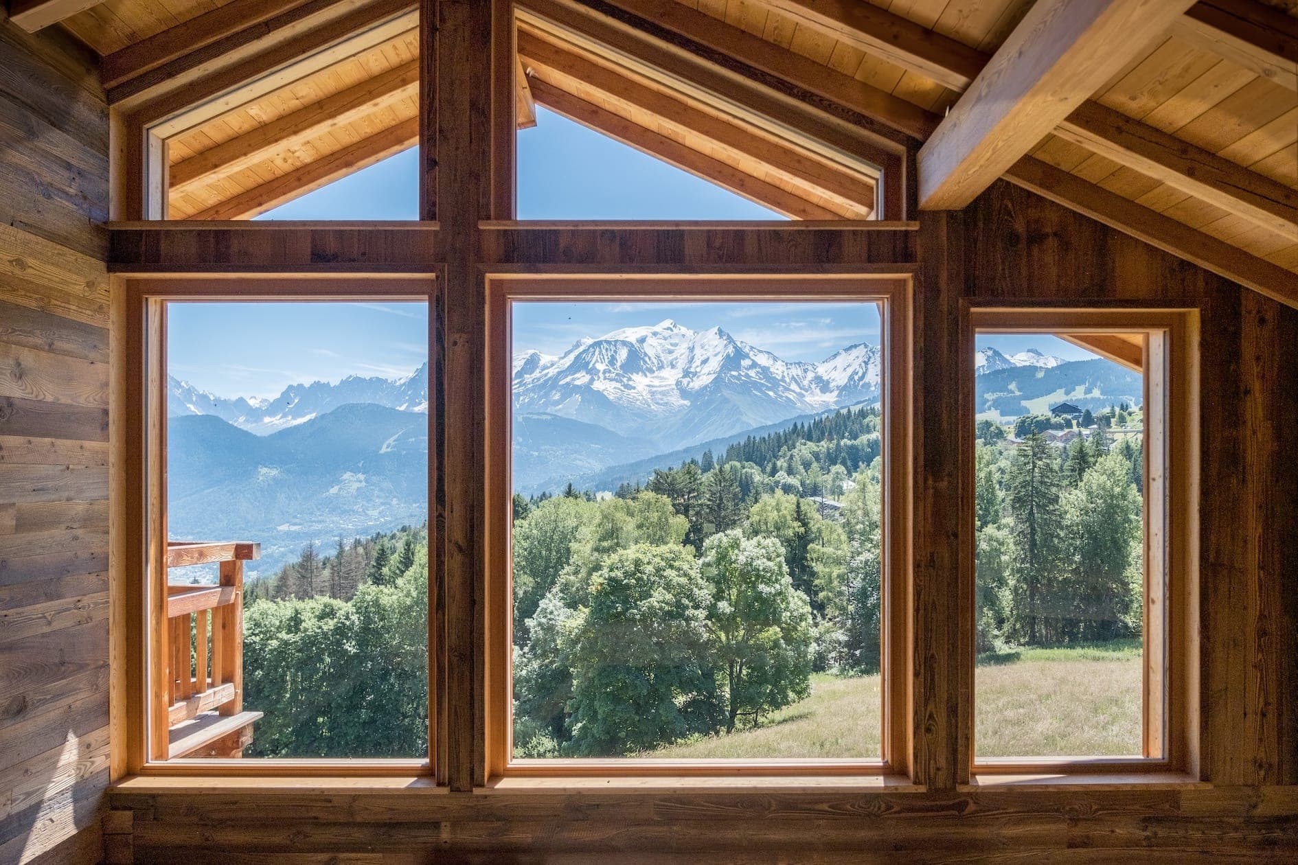 A gem of Chalet Les Granges: its indoor pool.