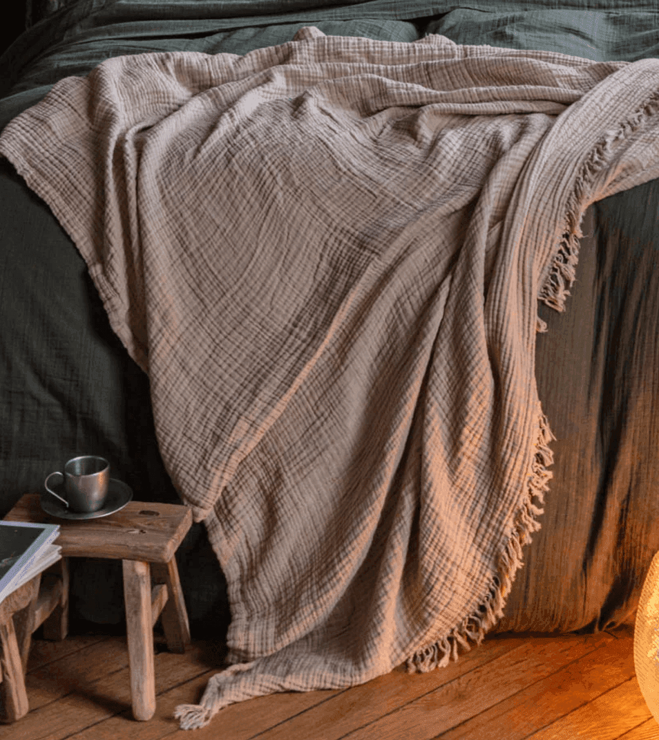 Plaid en gaze de coton taupe Merci