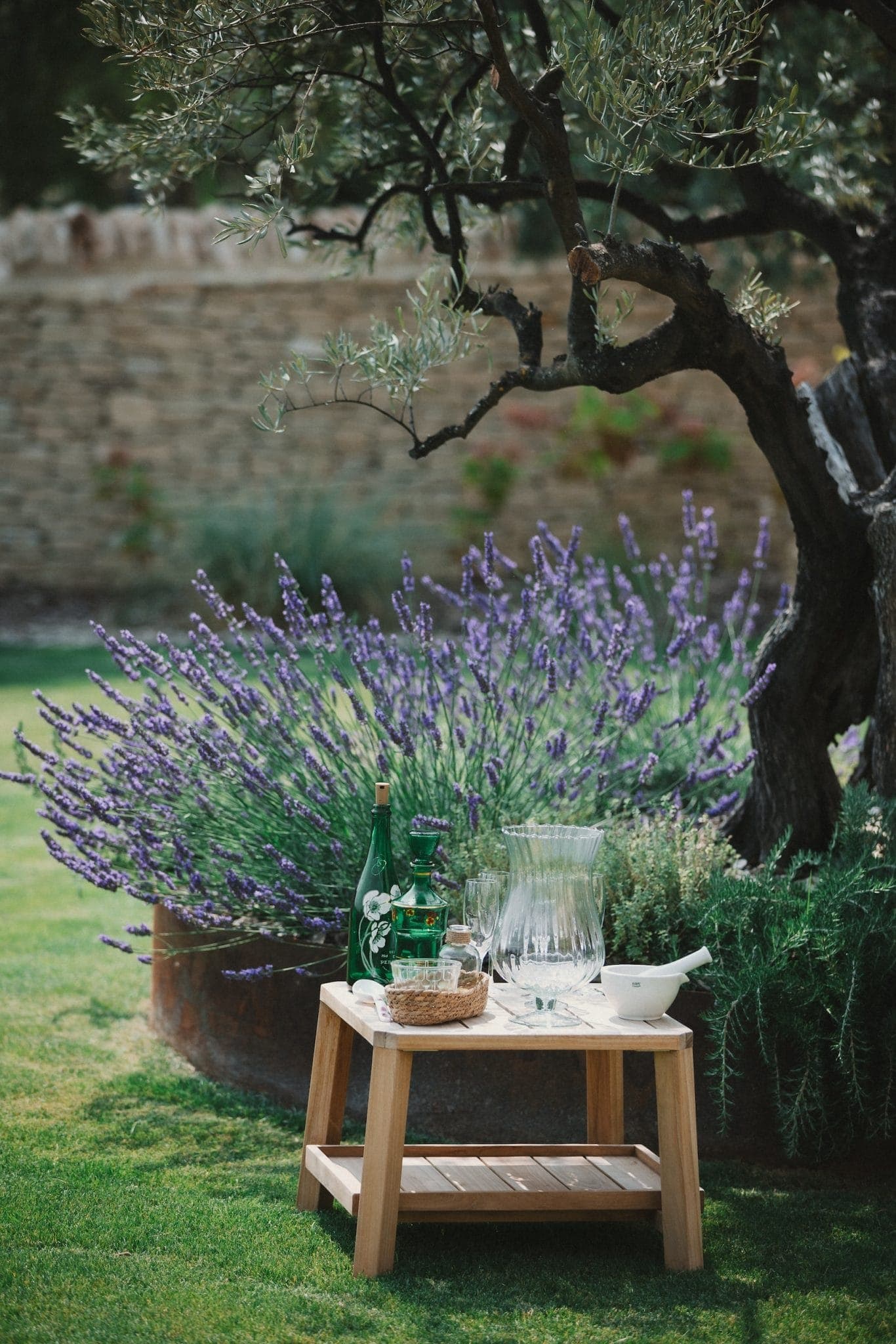 A snack in the shade of the olive tree, enjoying the fragrance of the lavender.