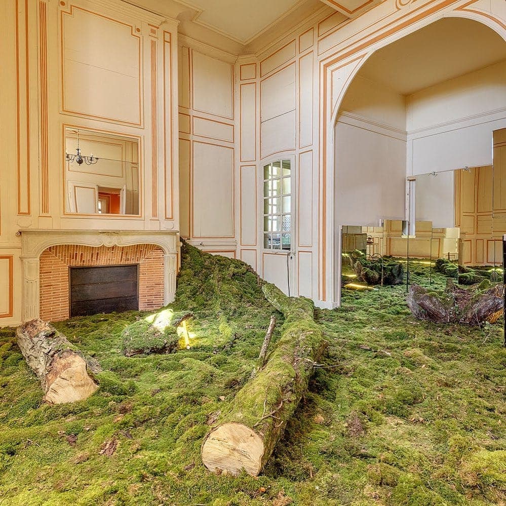 Installation for "the publishing house" by Emmanuelle Augustoni, Sergio Antonio Torres Escobar, and Marija Urbaite. © Romain Darnaud
