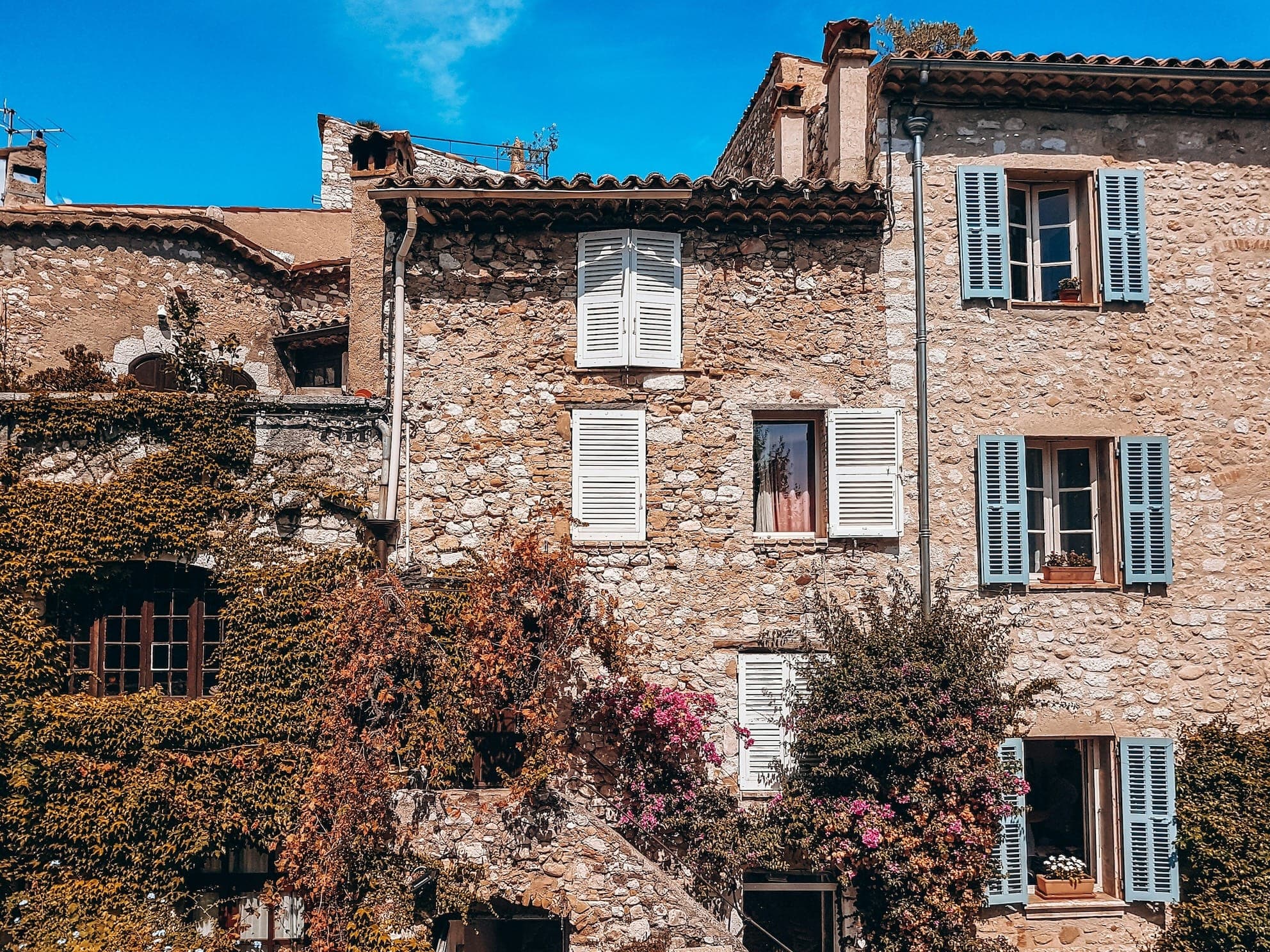 L'une des jolies maisons en pierre dont Saint-Paul-de-Vence a le secret. © Emmanuel Martin