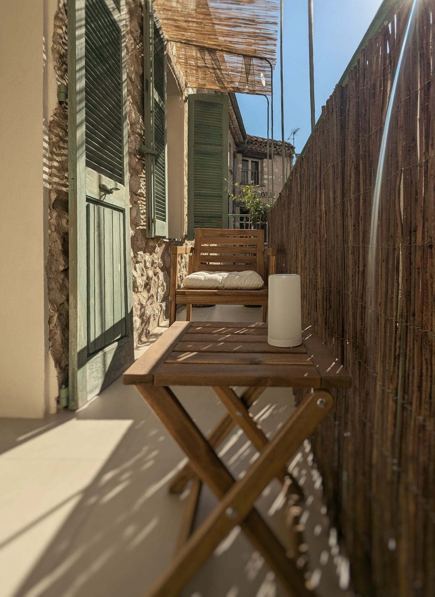 Breakfast to the sound of the village gently waking up.