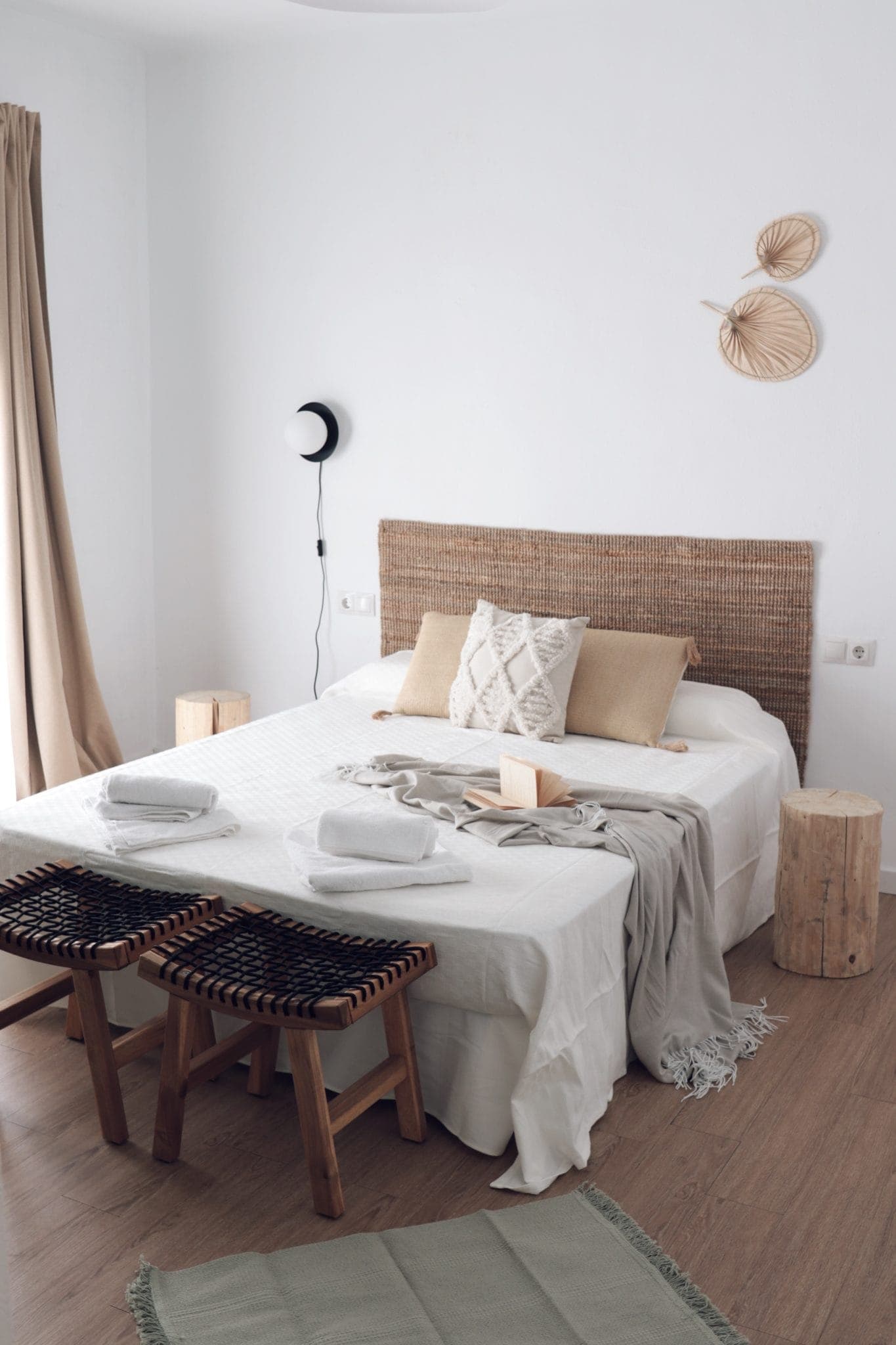 After a day exploring Seville, it’s back to the casa for a well-deserved night’s rest.
