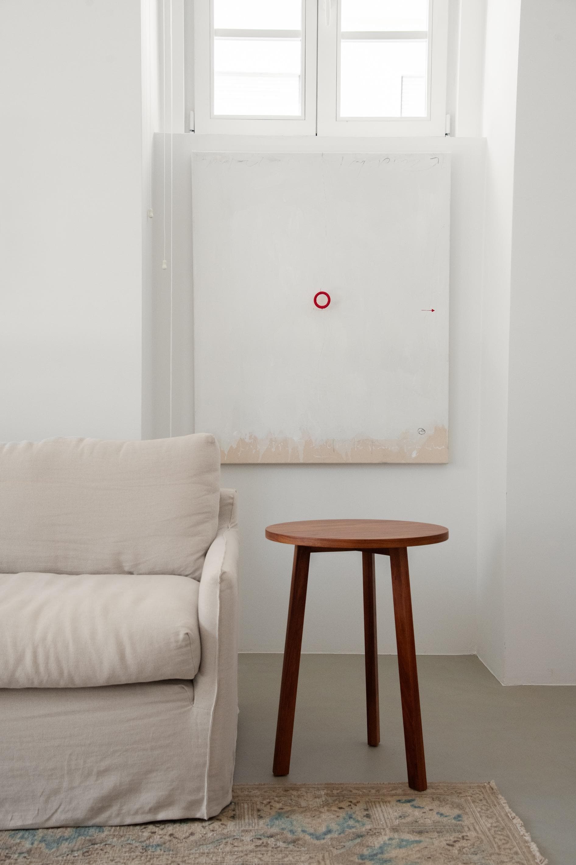 Minimalism and inspirations from near and far come together here. © Pedro Correira