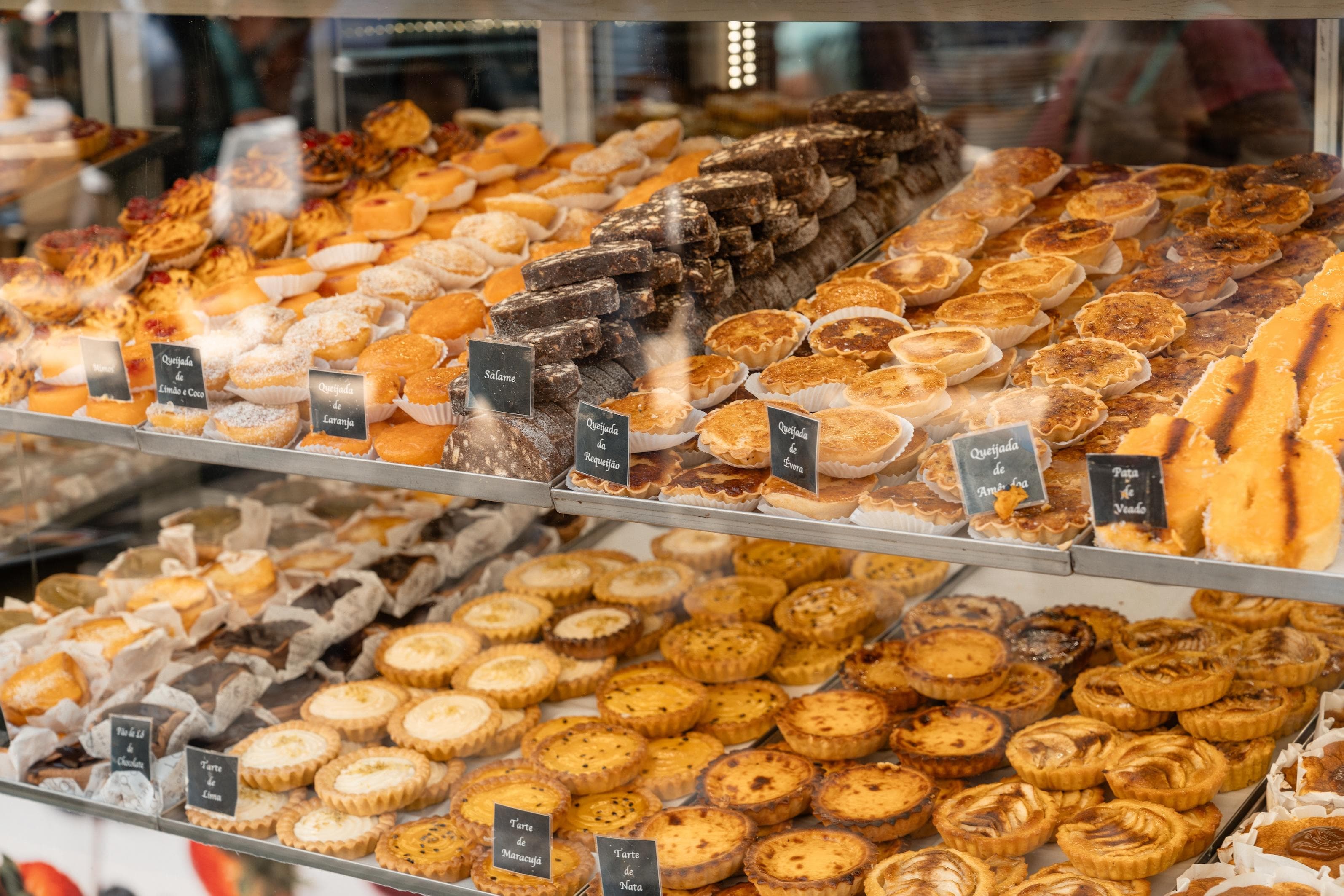 On holiday in Portugal, you simply can’t miss trying a pastel de nata.