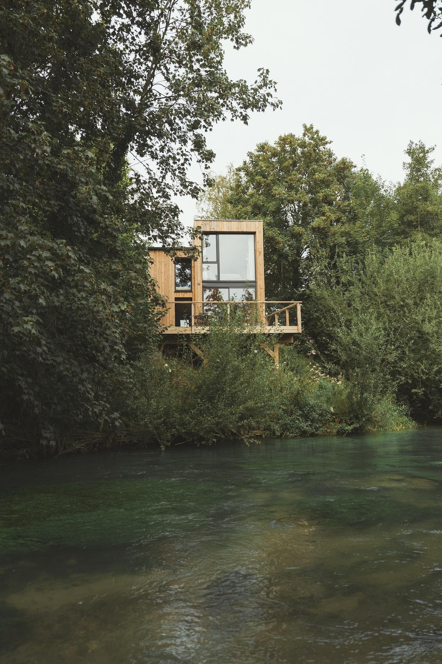 La vie sur l'eau dans la Bicoque Bleue. © Pauline Azur