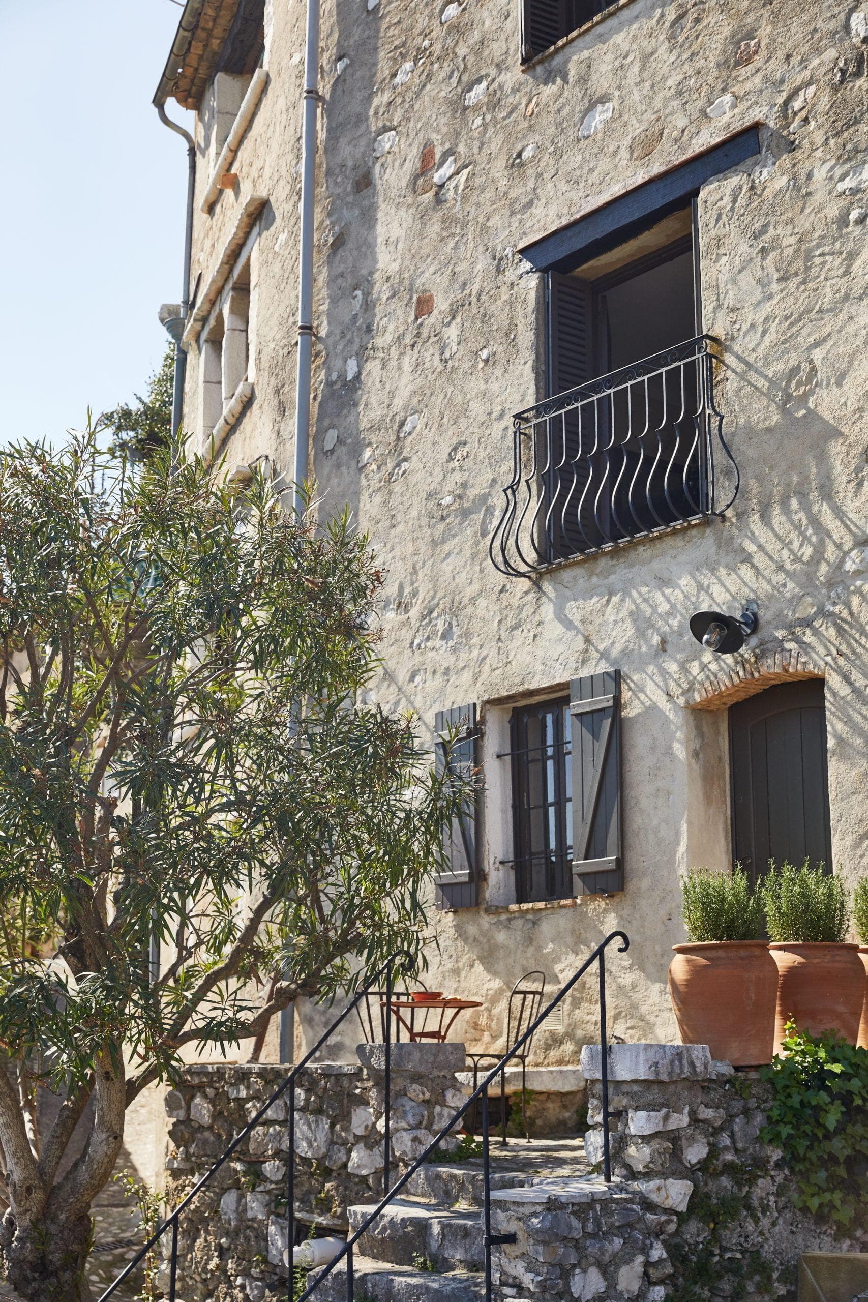 L'entrée de Number 5 à Saint-Paul-de-Vence.