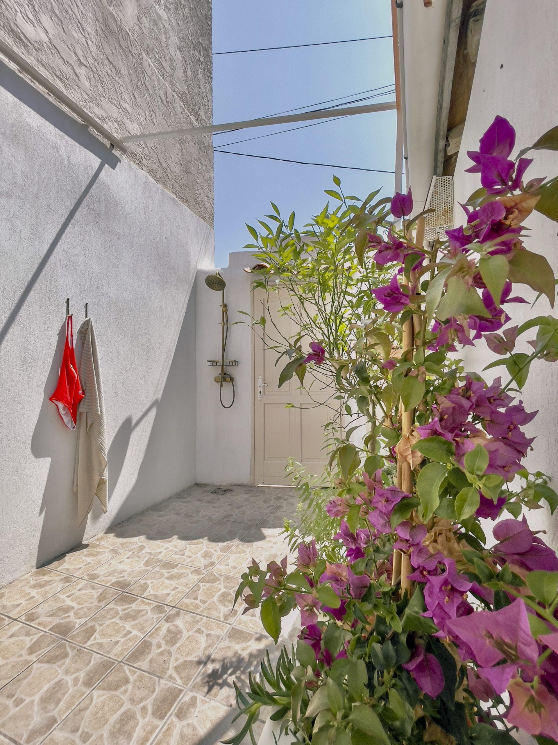 Le charmant patio du Cabanon Malmousque.