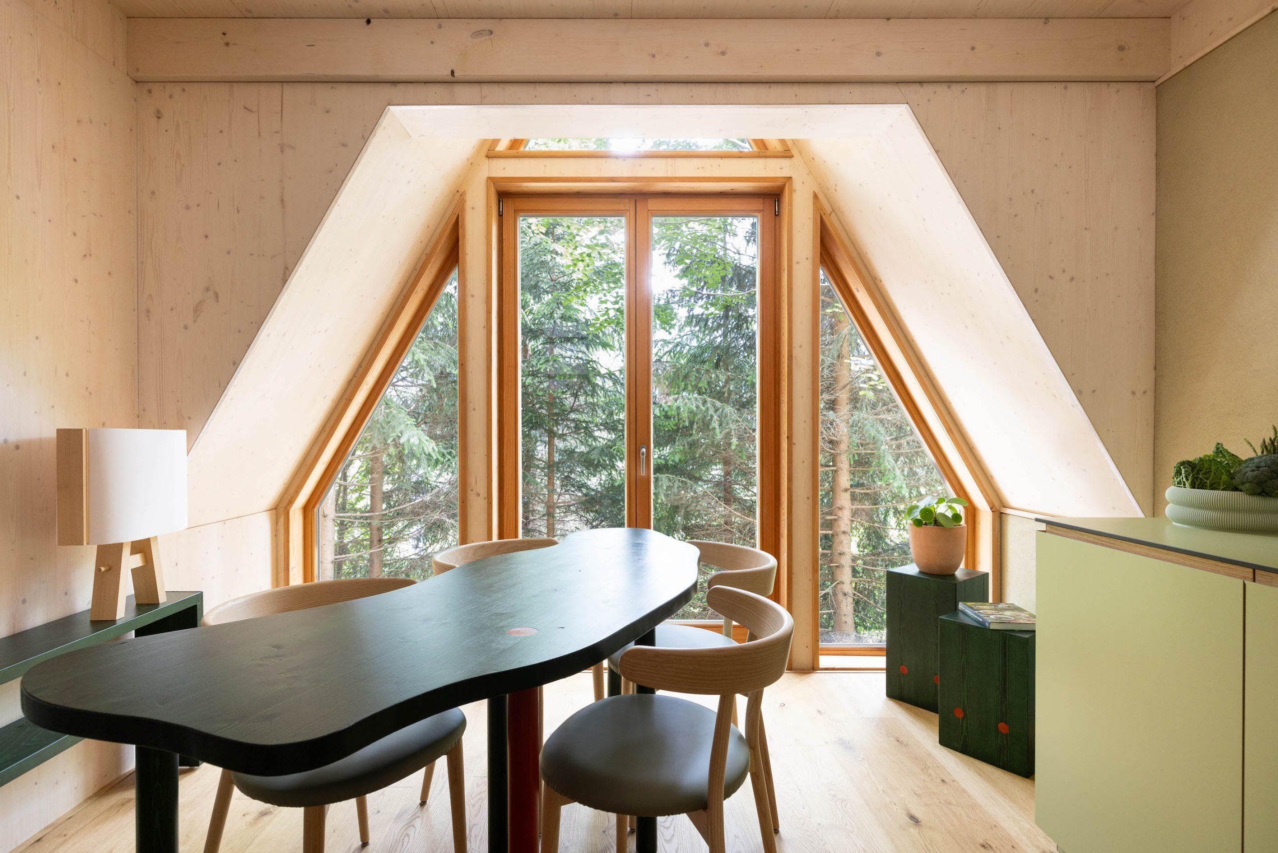 The table shaped like a local lake. © Wide Space Studio