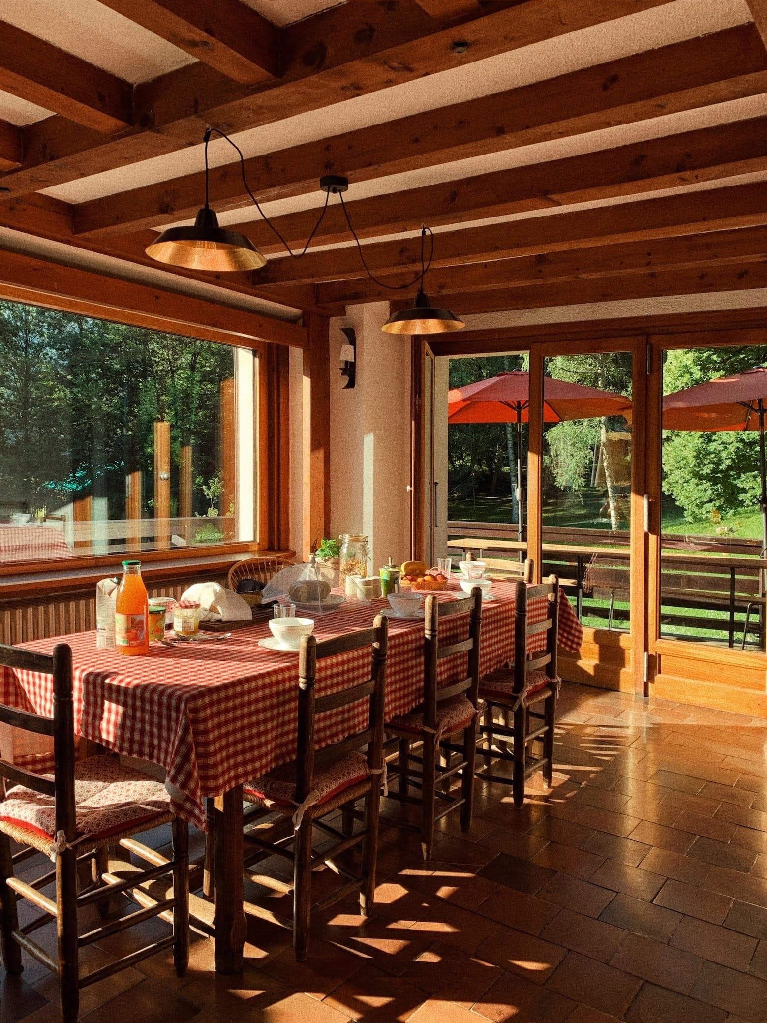 Un chalet comme une maison de famille.