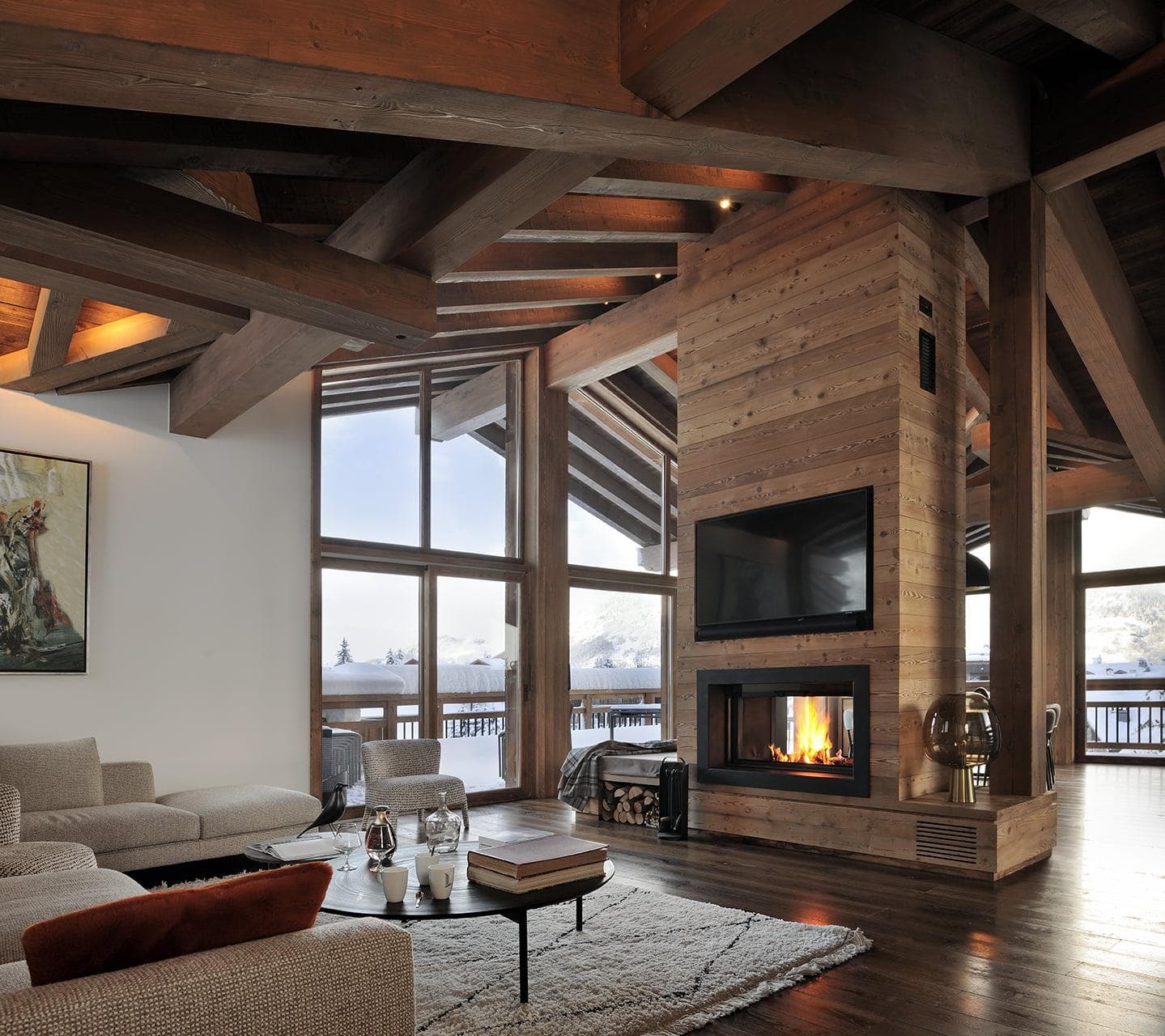 Le vaste salon du chalet Le Moulin. © Studio Erick Saillet