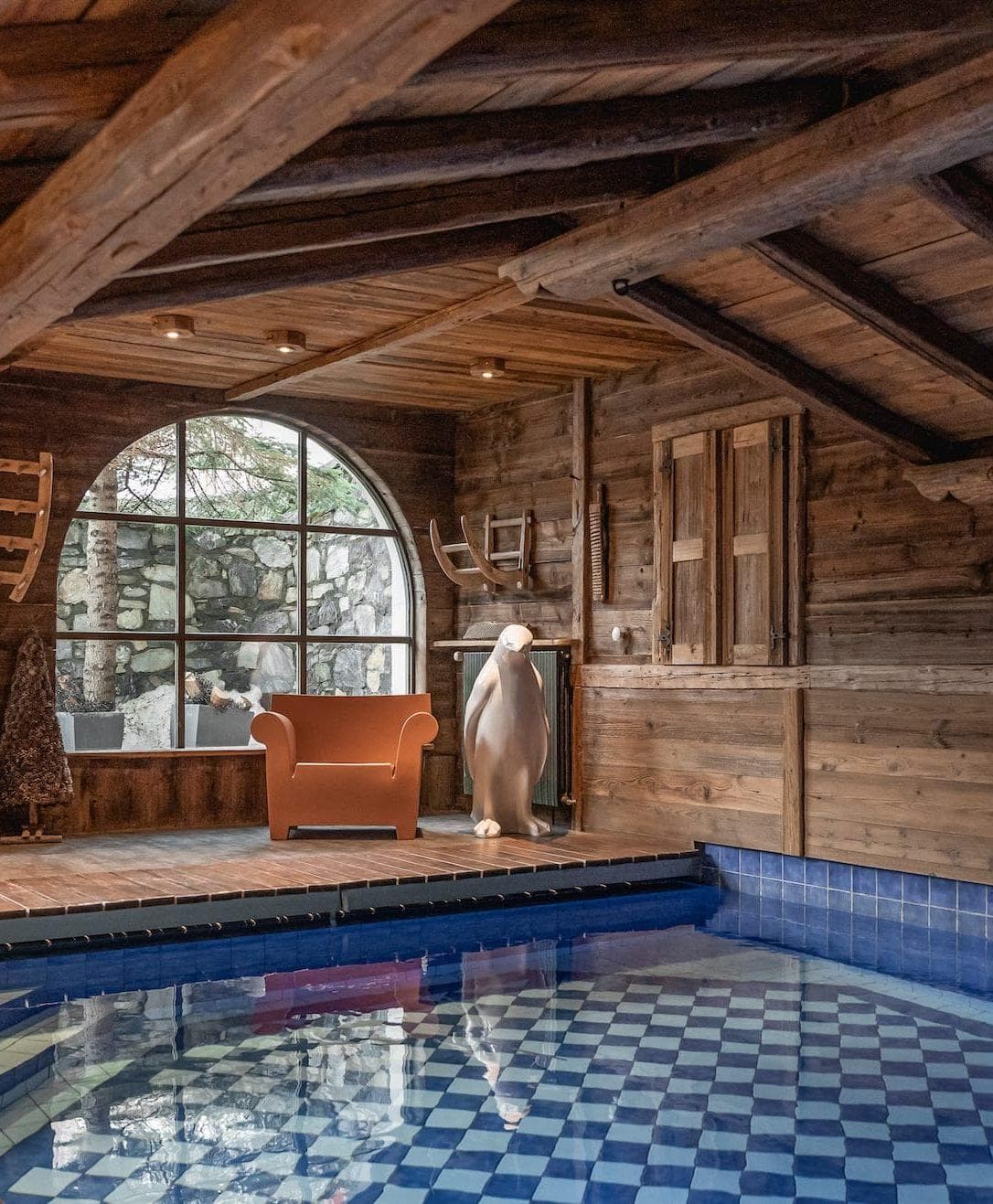 La piscine intérieure du Mathilda.