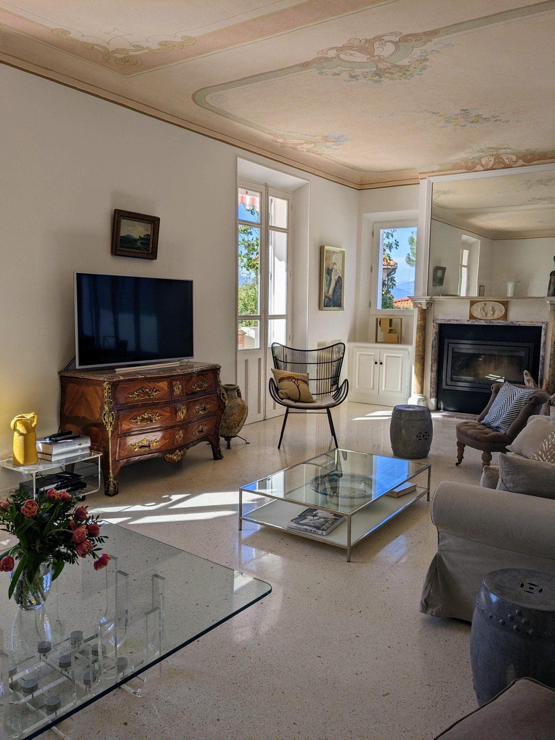 Salon entre héritage et modernité à la Villa Cosima