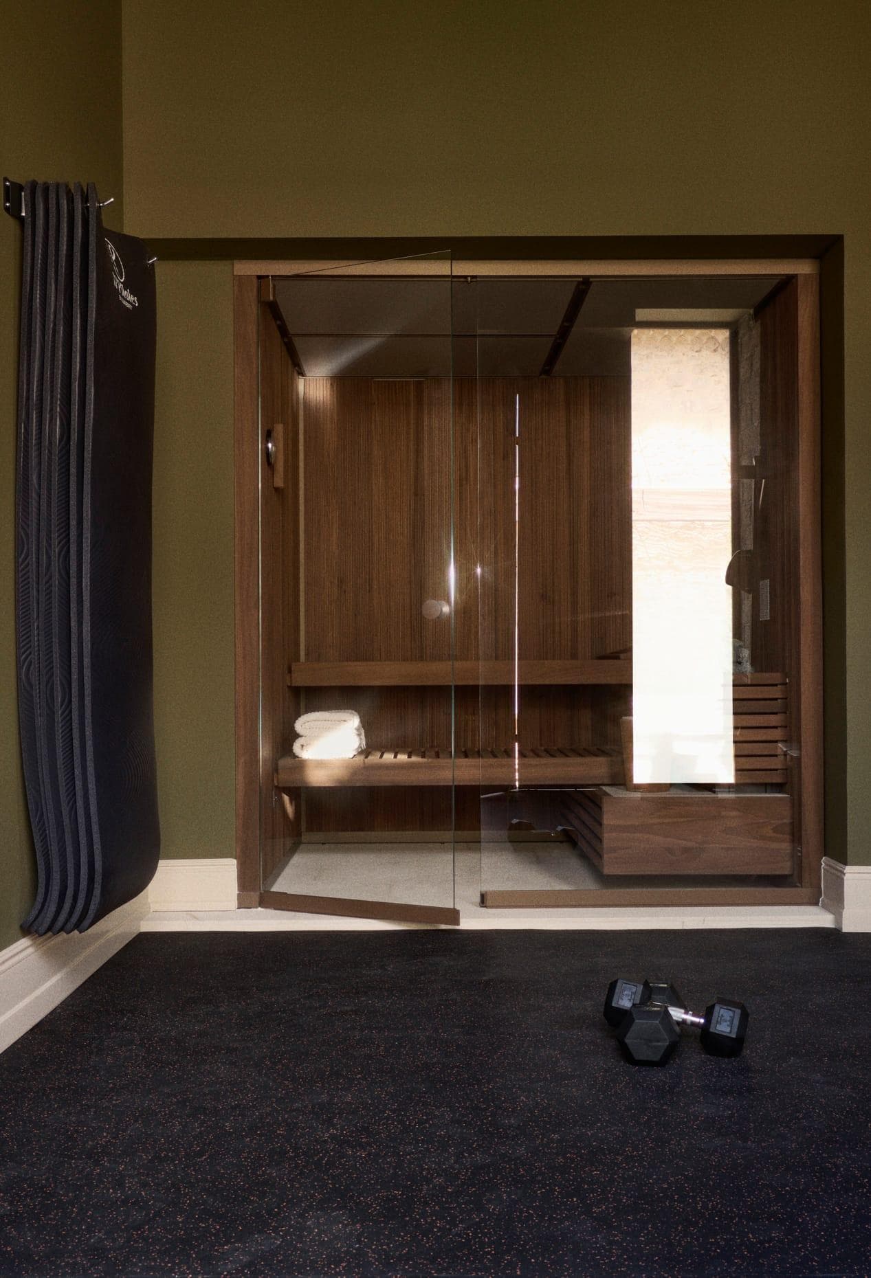 La très chic salle de sport et son sauna.