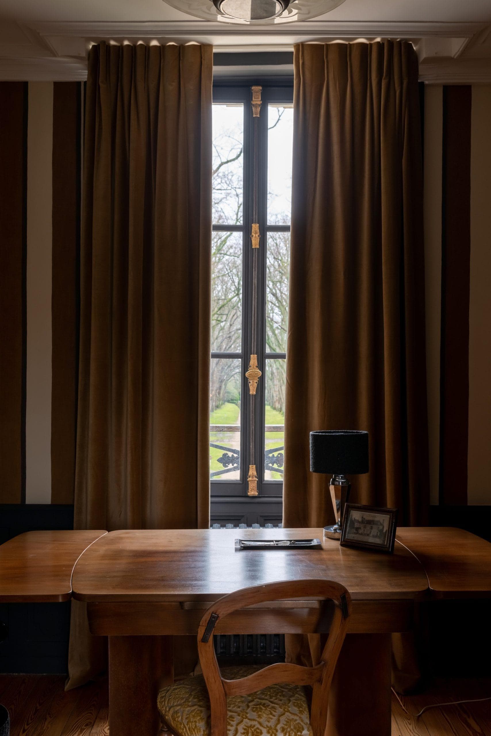 Le bureau où télétravailler face au parc.