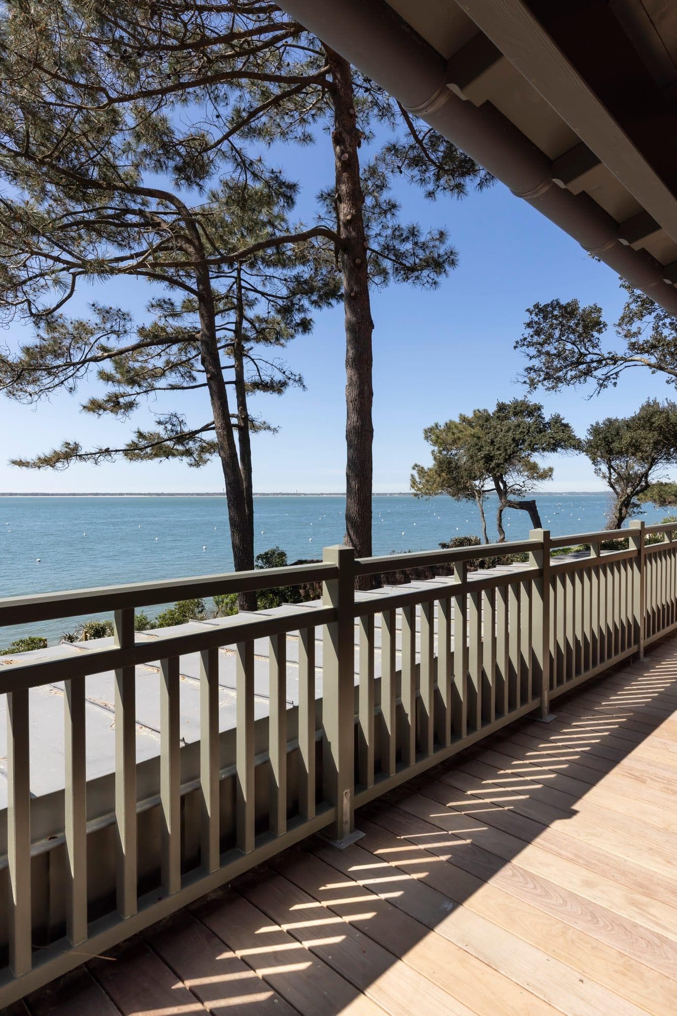 Villa La Perla en première ligne face à la mer. © Sophie Lloyd