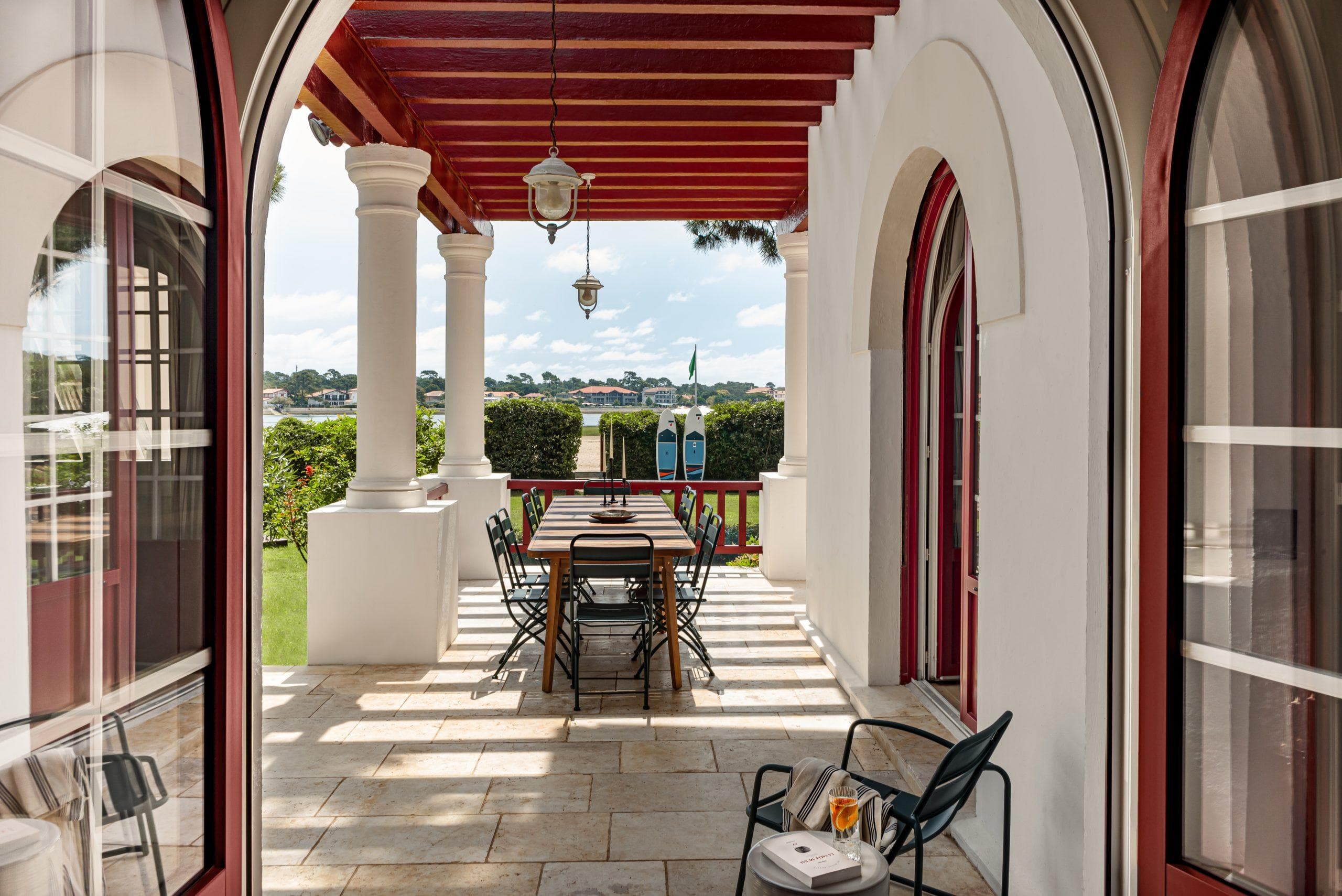 Une magnifique terrasse surplombant le Lac d'Hossegor - © Mr Tripper