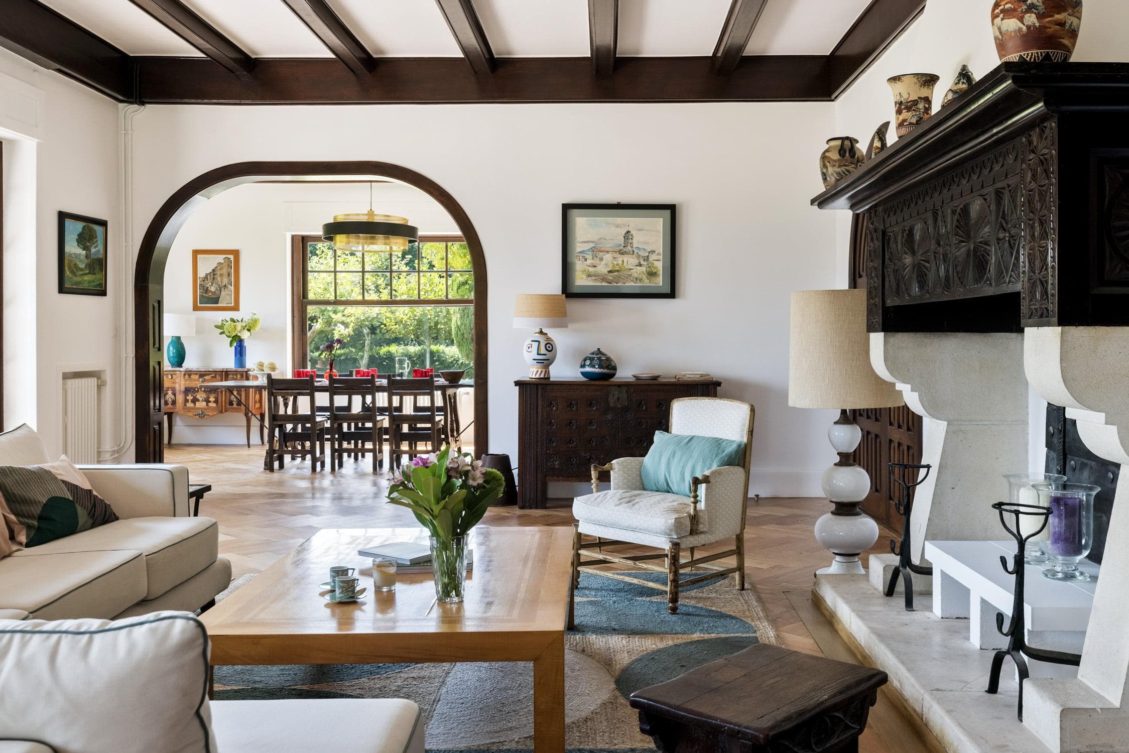 The living room, the masterpiece of the Villa