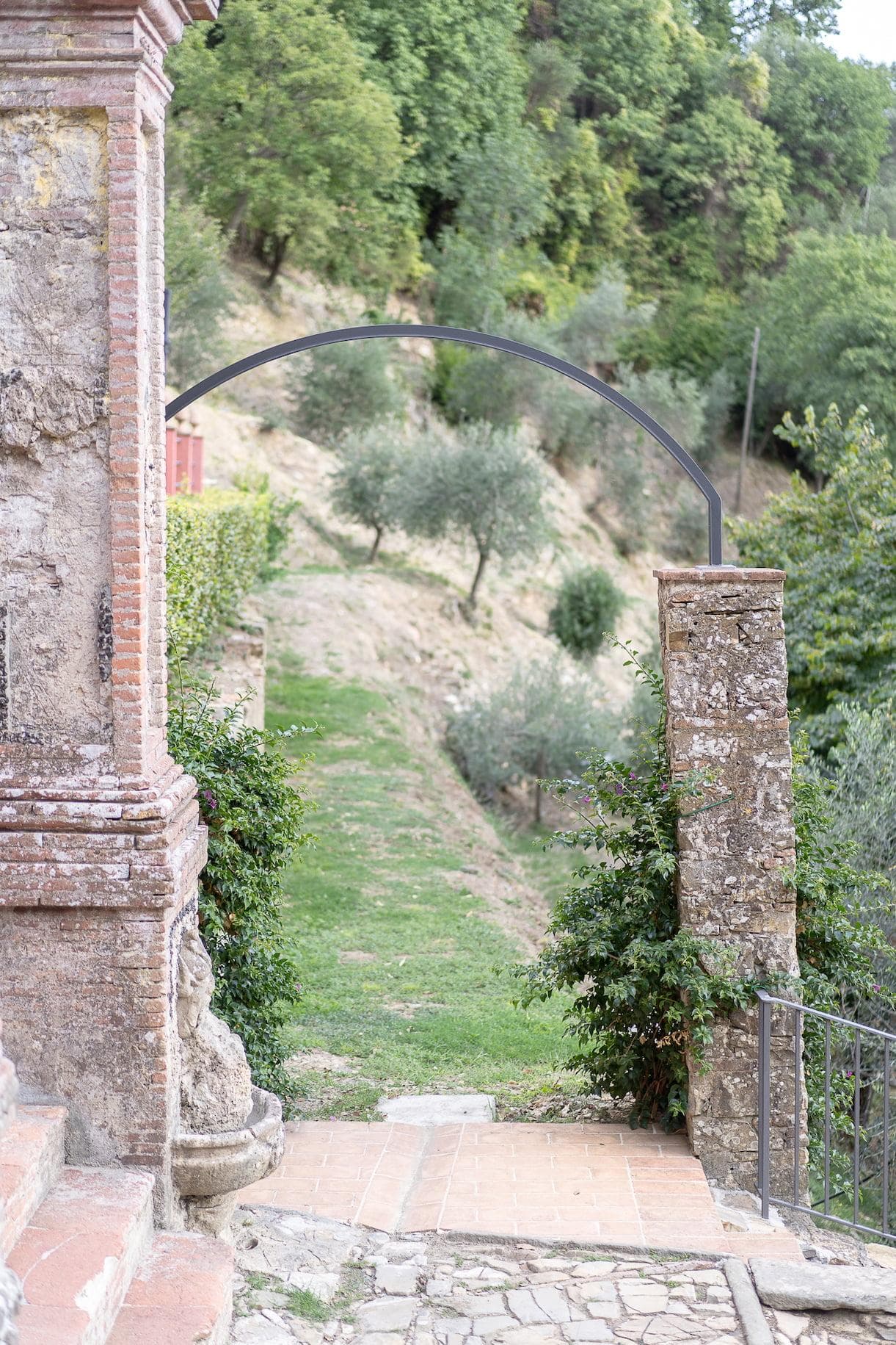 You pass through the estate’s gate to set off and explore Tuscany.