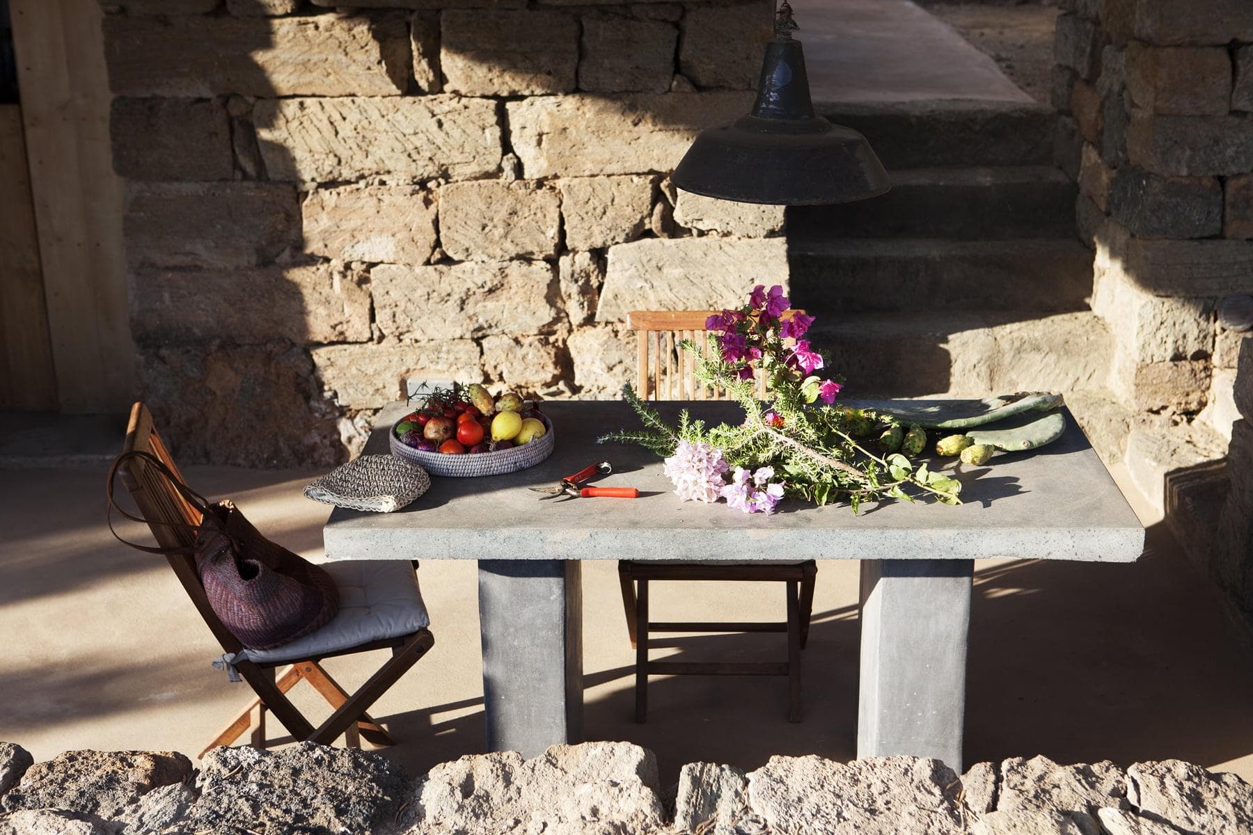 The perfect spot for leisurely meals.