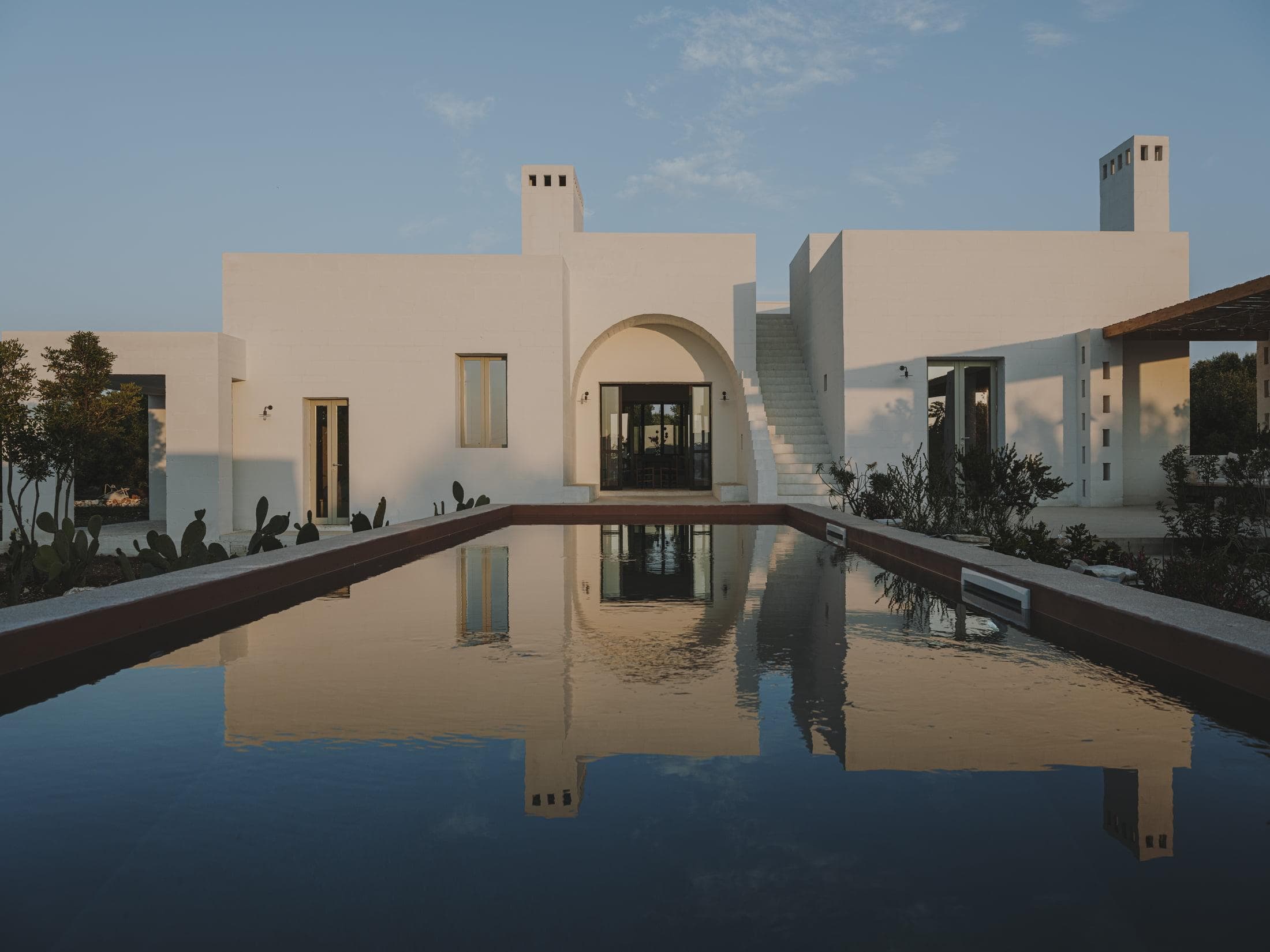 Architecture (and geometry) enthusiasts are in paradise at Villa Cardo. © Salva Lopez