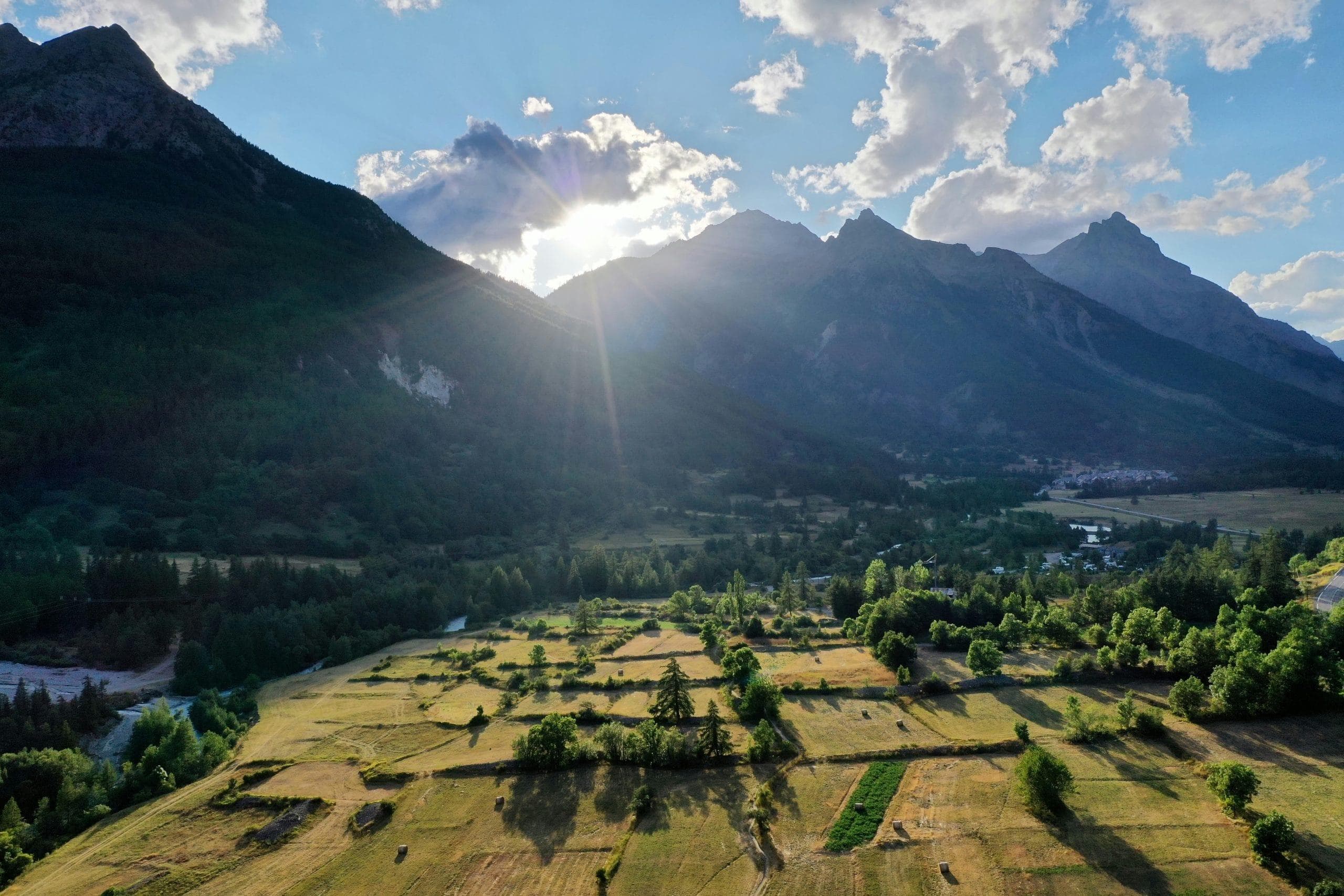 The village of La Salle-les-Alpes in Serre Chevalier. © Paul Cuad
