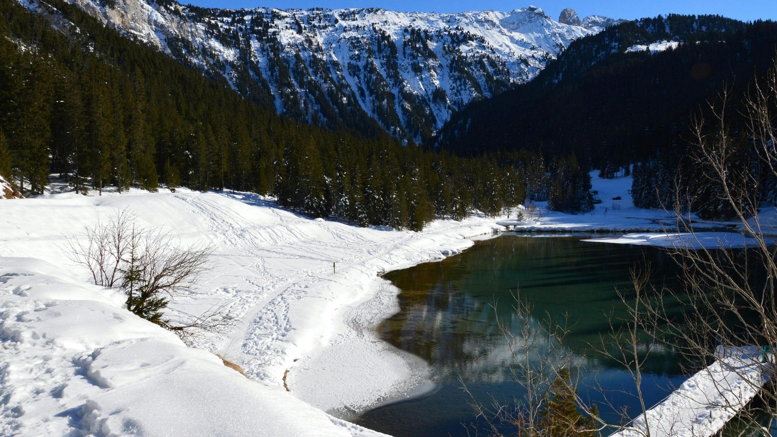 The Lac de la Rosière in Courchevel. © Slim Mars