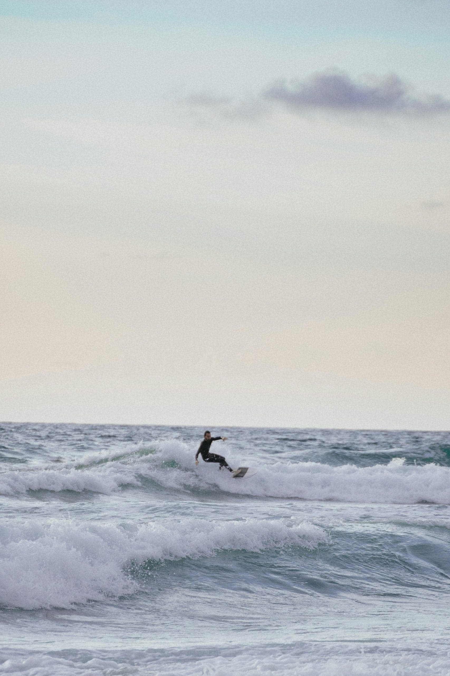 Un surfeur à Hossegor. © Mathurin Napoly Matnapo