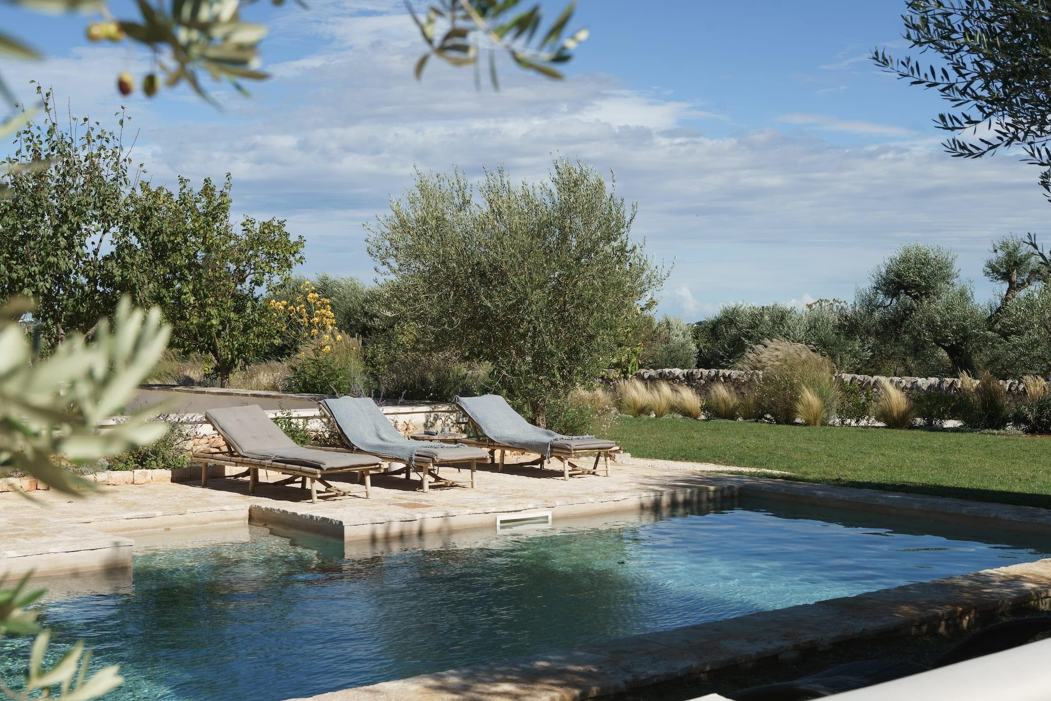 The pool, where you can cool off when the sun is at its peak. © Chiara Cadeddu