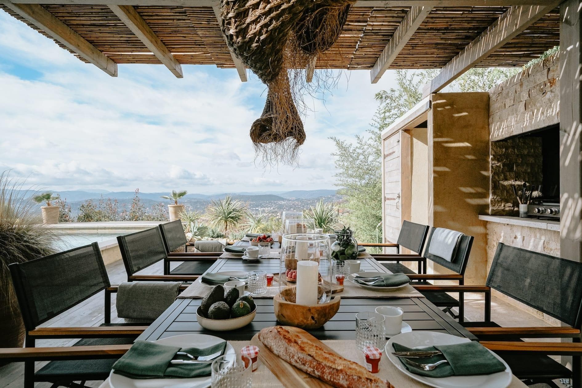 A refreshing breakfast on the terrace.