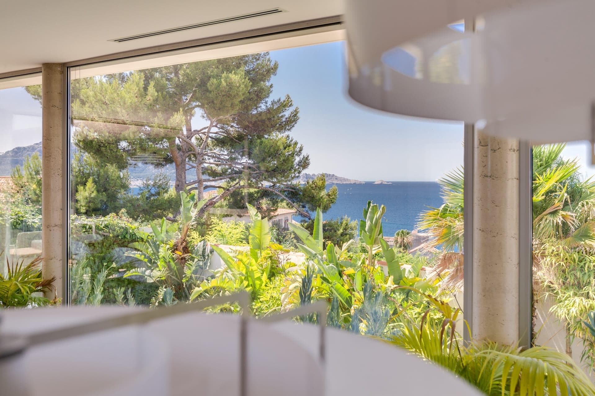 Depuis Villa Sunset, vue panoramique sur la mer et le ciel.