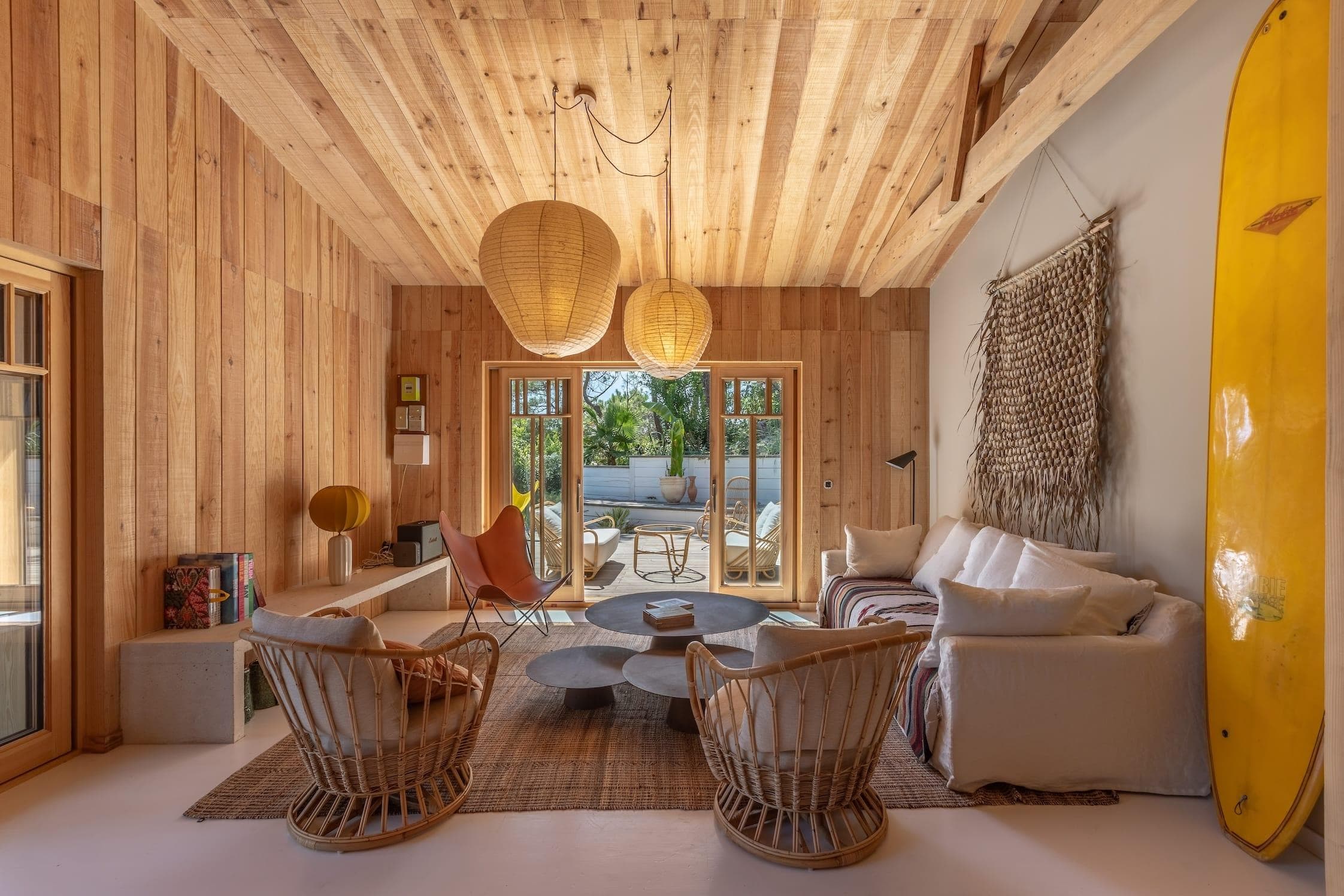 The bright and colorful living room of Villa Clara.