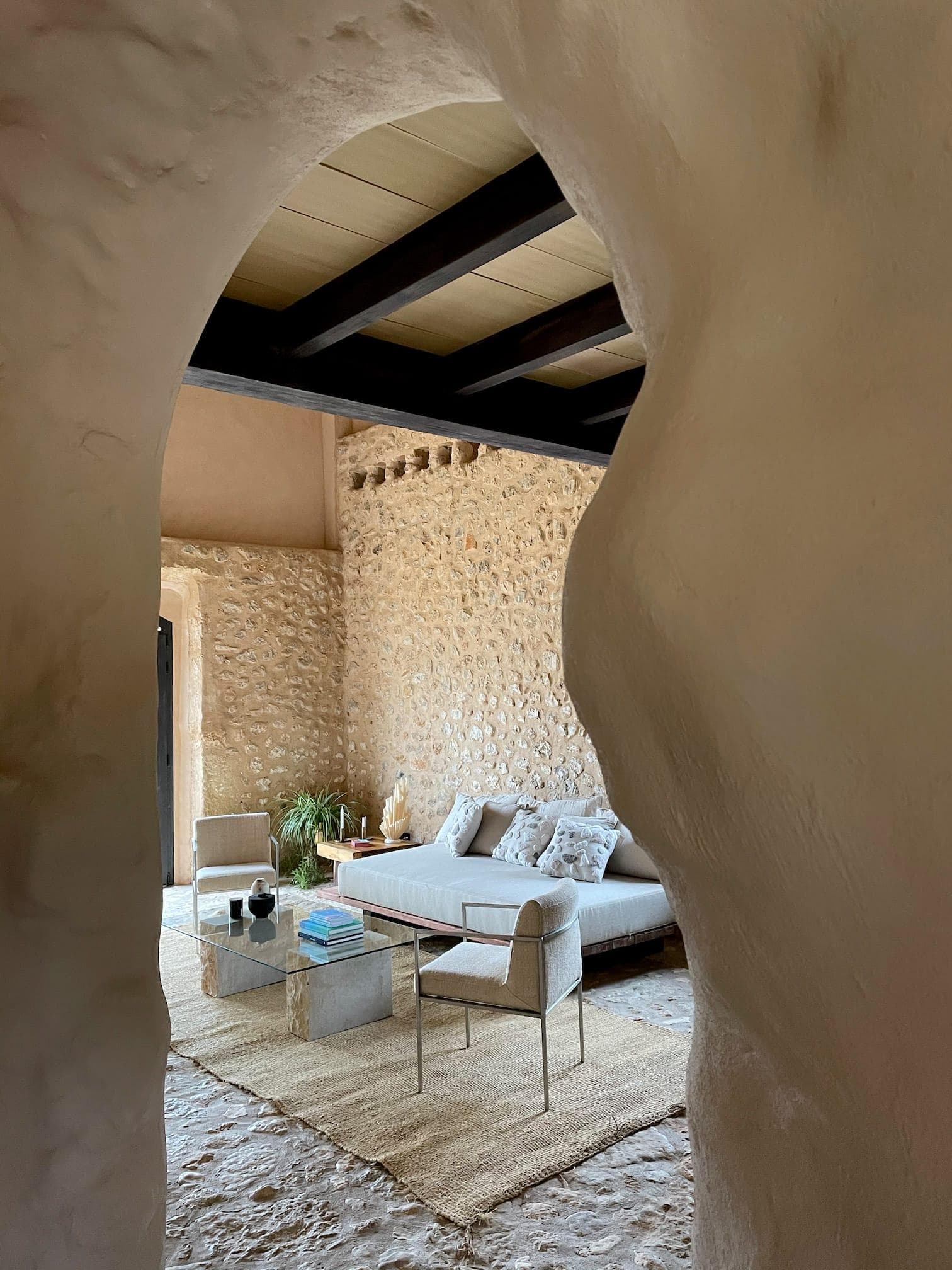 A lovely architectural detail in the living room.