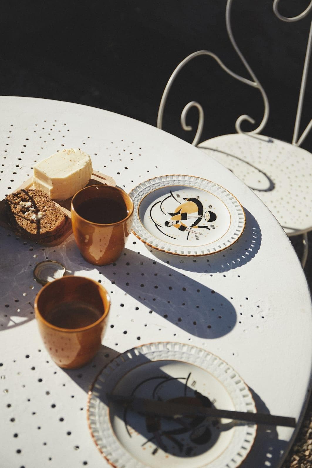 Sunny breakfast.