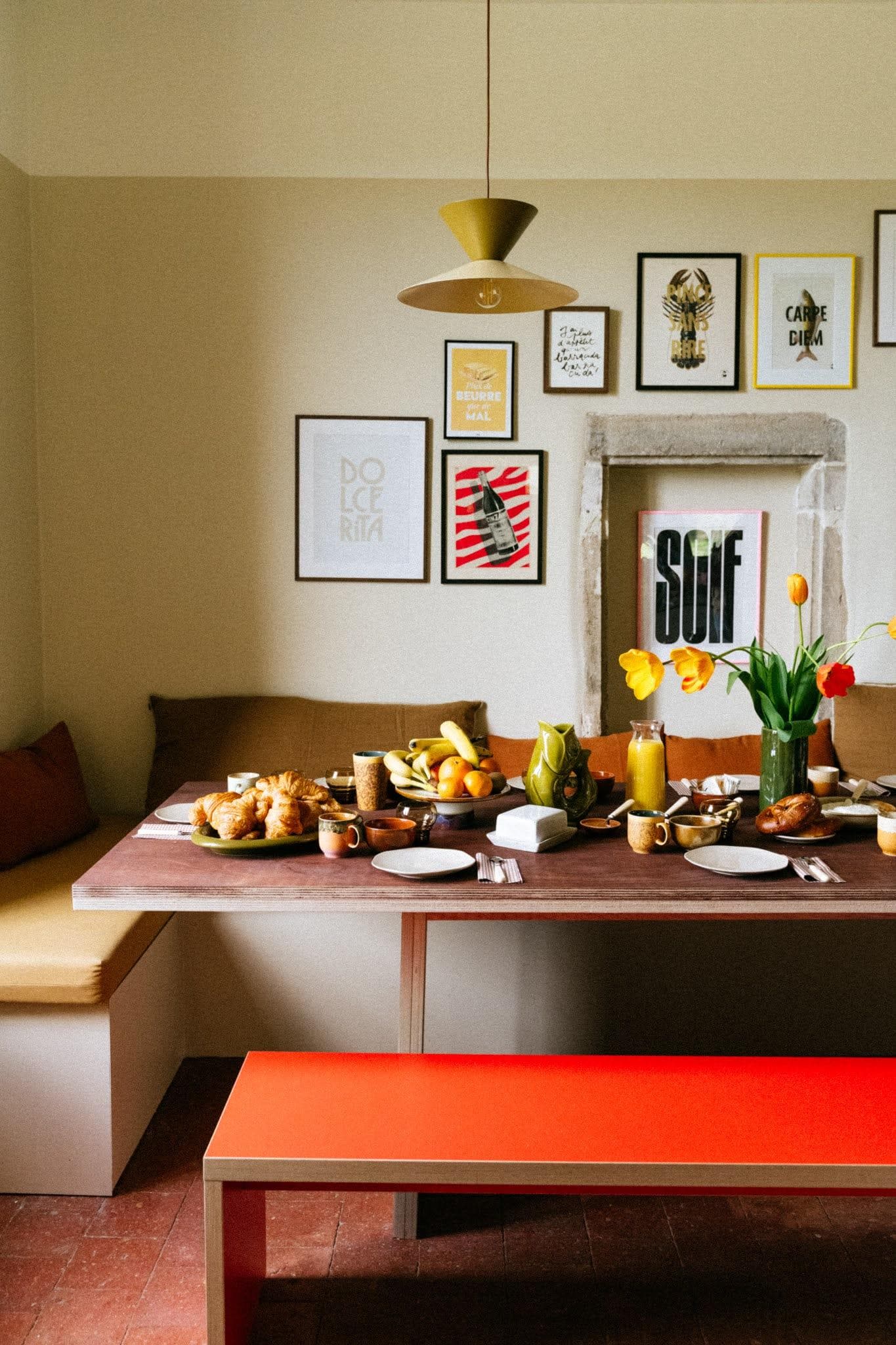 Généreux petit-déjeuner avant d'aller explorer la région. © Chloé Lapeyssonnie