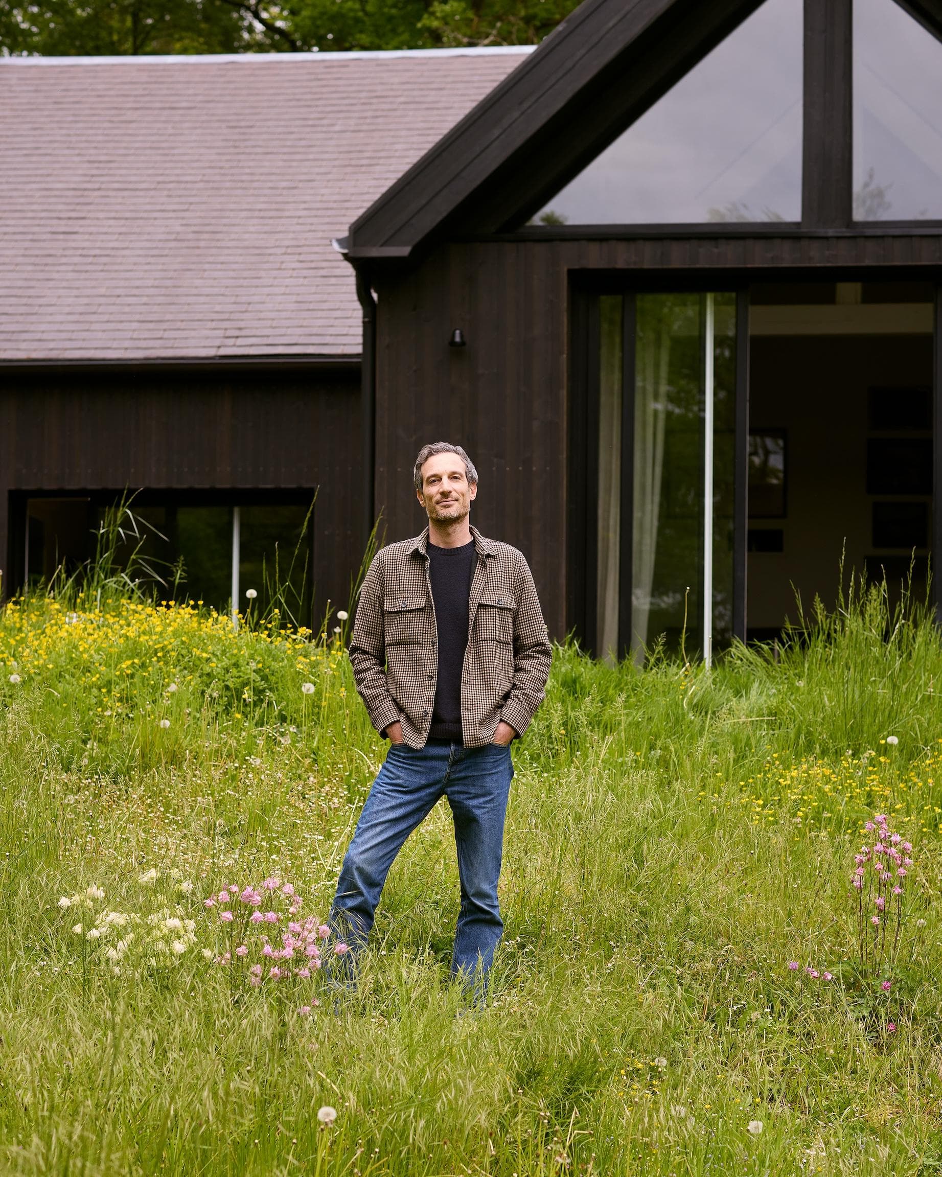 Gaspard Konrad au Vaudoué, la première maison de la collection.