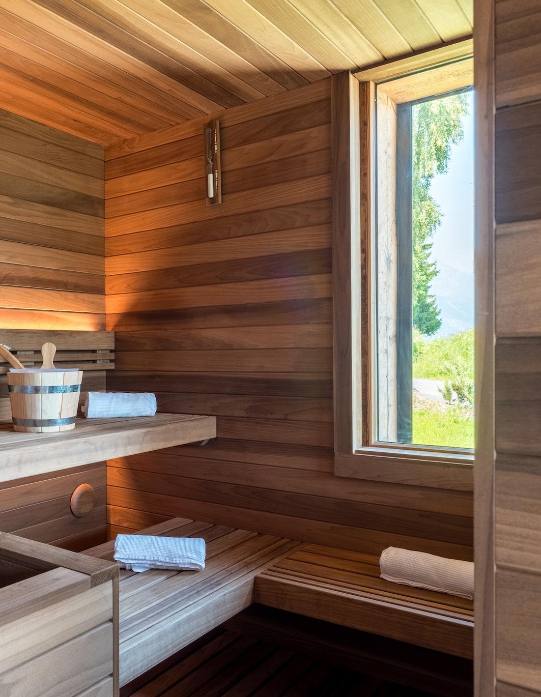 Le sauna où se réchauffer après une journée passée à skier.