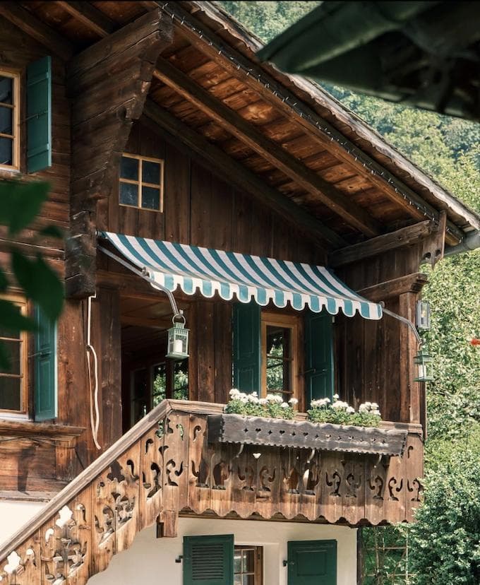 Welcome to Chalet Saanen!
