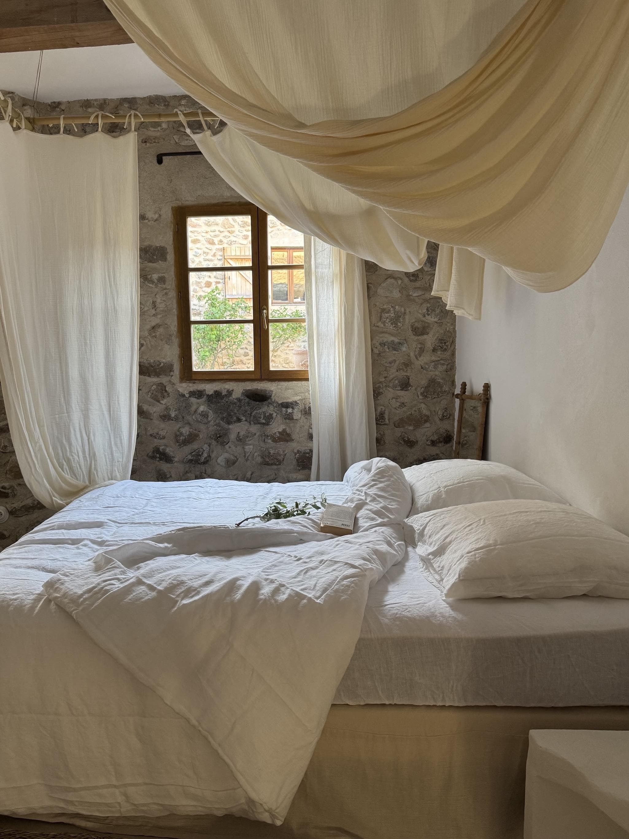 La chambre de La Suite Méditerranéenne.